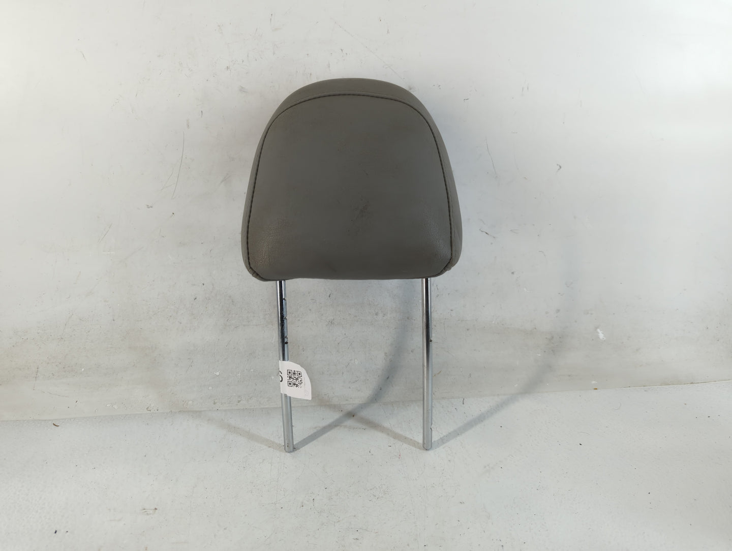 2011-2014 Dodge Charger Headrest Head Rest Front Driver Passenger Seat Fits Fits 2011 2012 2013 2014 OEM Used Auto Parts - Oemusedautoparts1.com