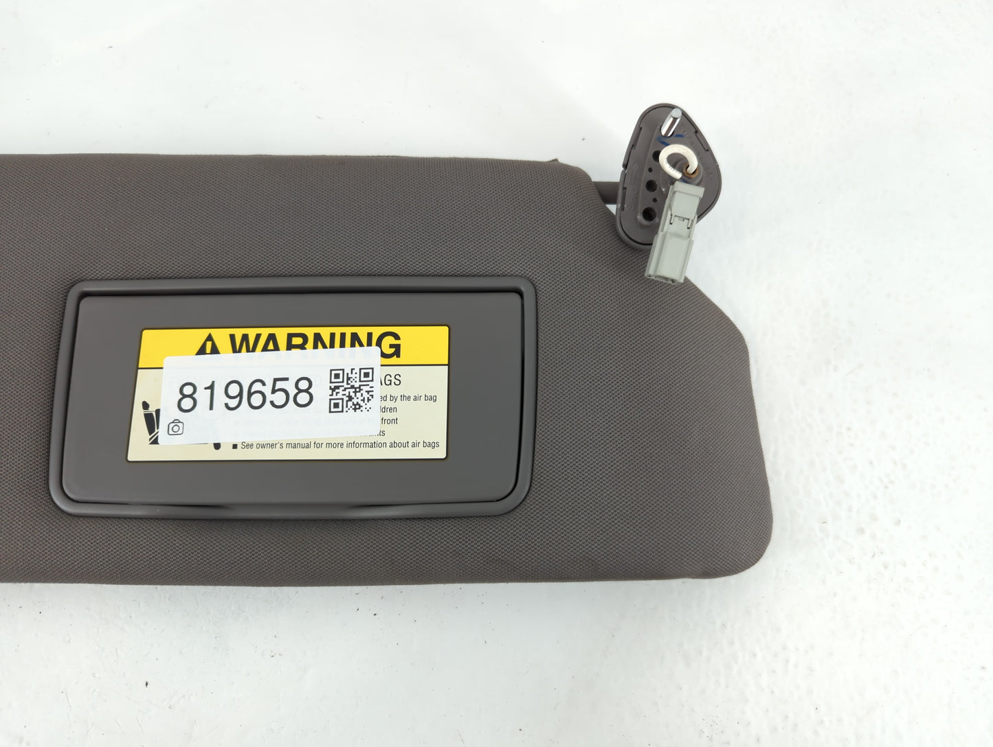 2006-2010 Honda Odyssey Sun Visor Shade Replacement Passenger Right Mirror Fits Fits 2006 2007 2008 2009 2010 OEM Used Auto Parts - Oemusedautoparts1.com