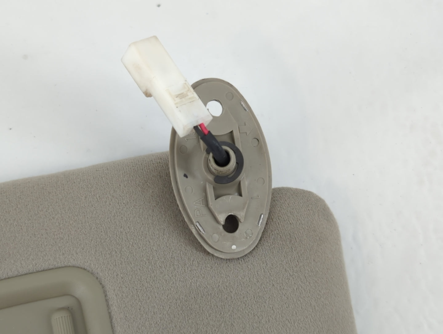 2006-2009 Toyota Prius Sun Visor Shade Replacement Passenger Right Mirror Fits Fits 2006 2007 2008 2009 OEM Used Auto Parts - Oemusedautoparts1.com