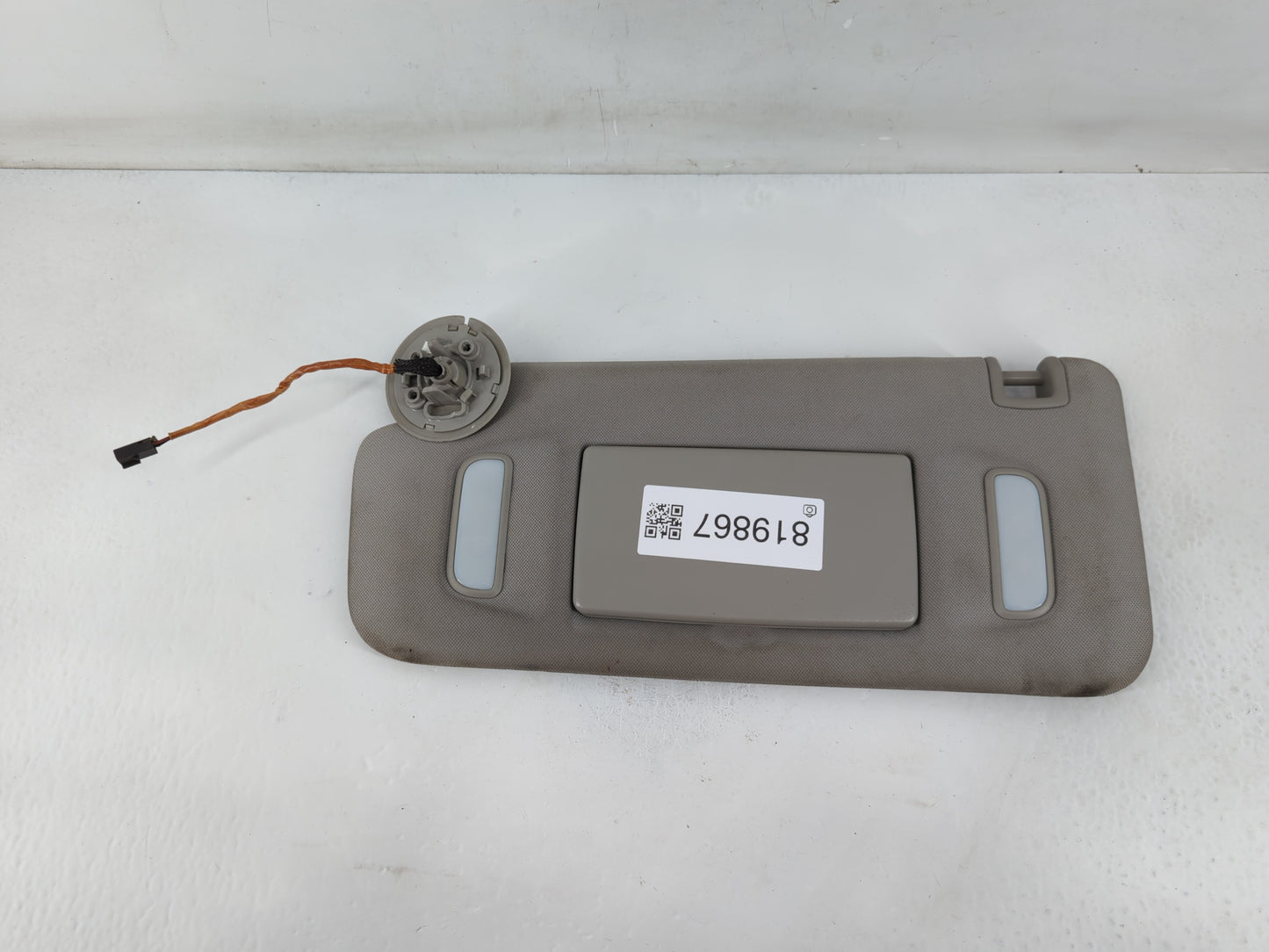 2012 Chevrolet Traverse Sun Visor Shade Replacement Driver Left Mirror Fits OEM Used Auto Parts - Oemusedautoparts1.com