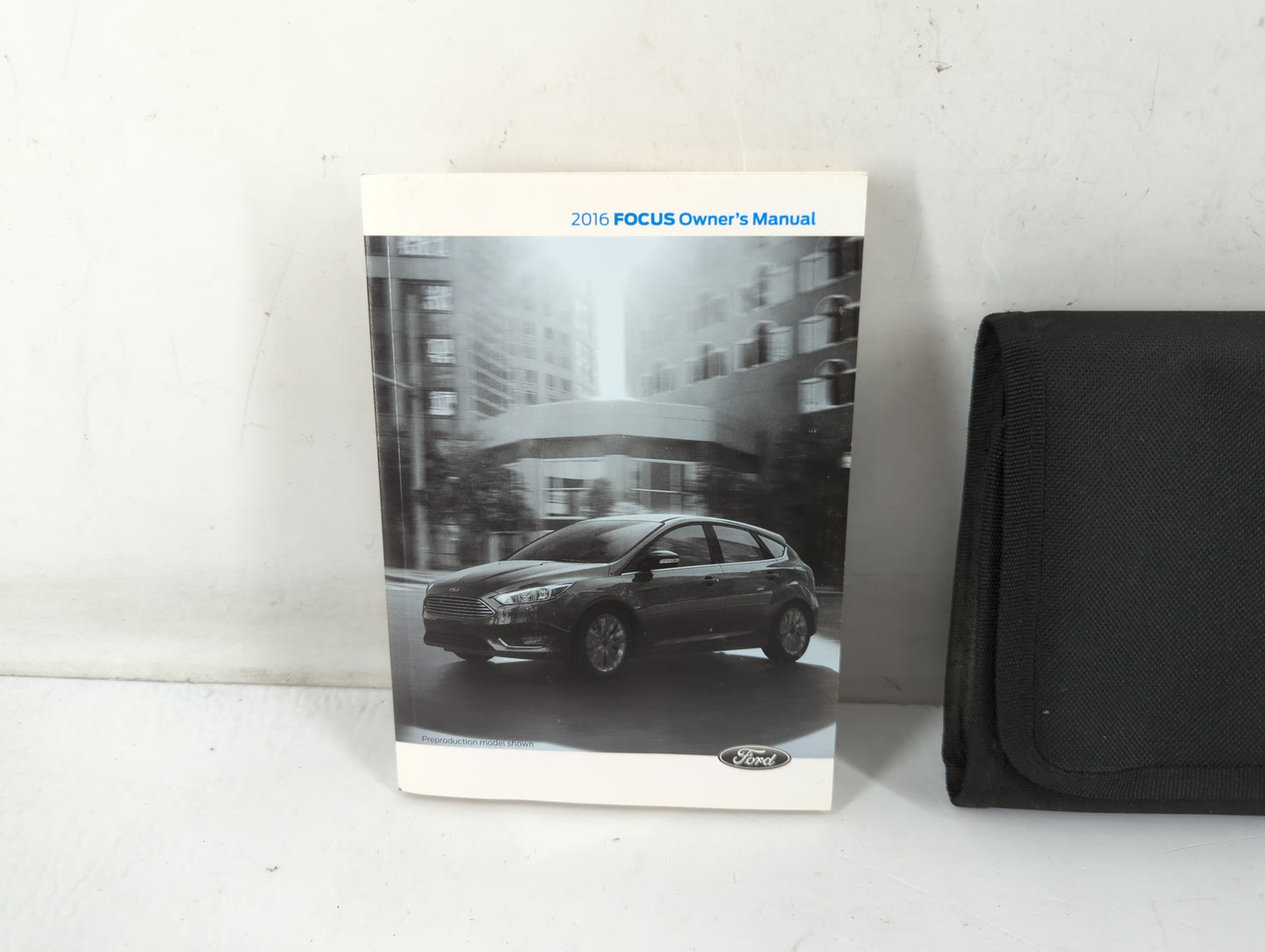 2016 Ford Focus Owners Manual Book Guide P/N:GM5J 19A321 AA OEM Used Auto Parts - Oemusedautoparts1.com