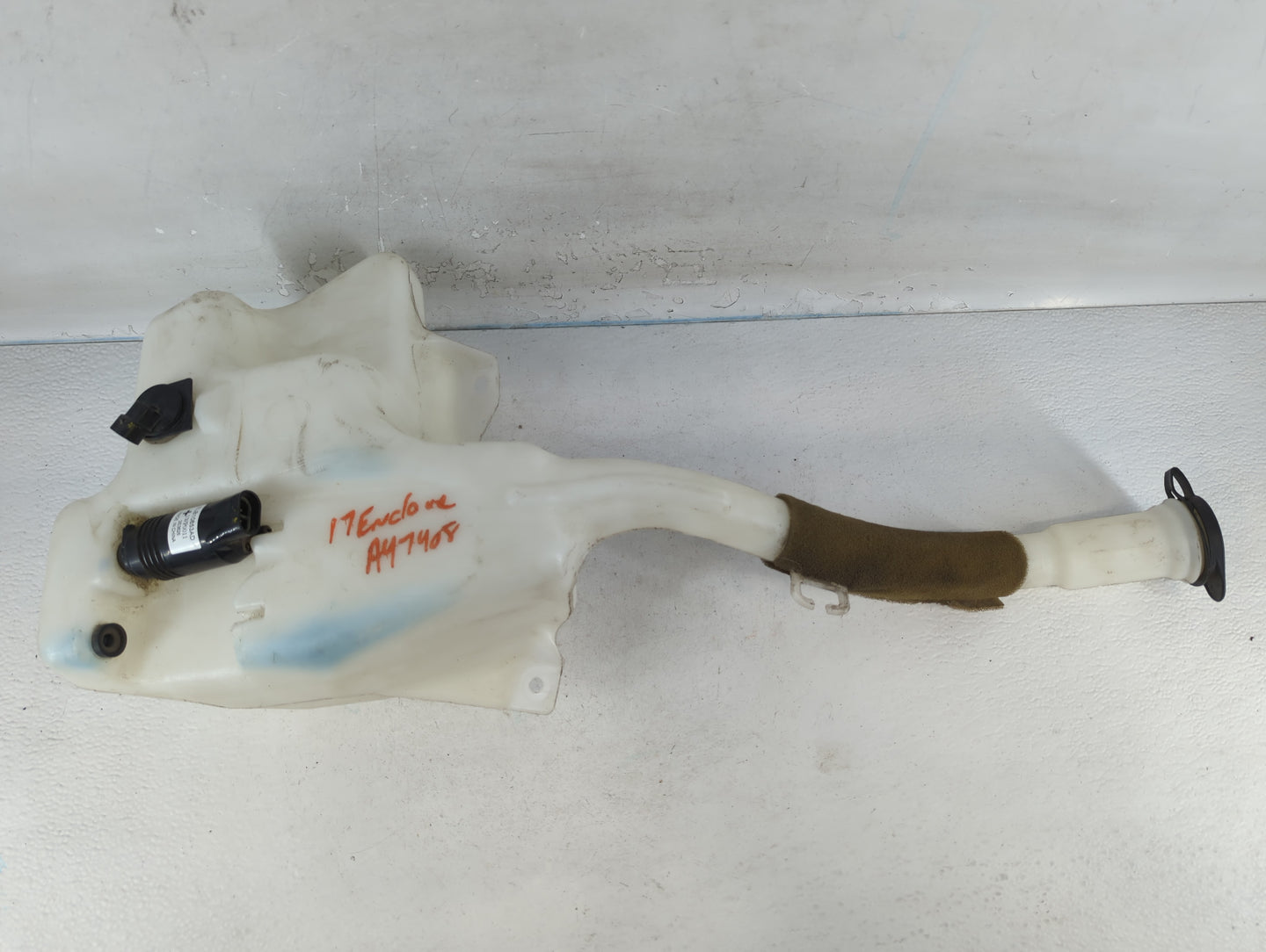 2010-2017 Buick Enclave Windshield Washer Fluid Reservoir Bottle Oem - Oemusedautoparts1.com