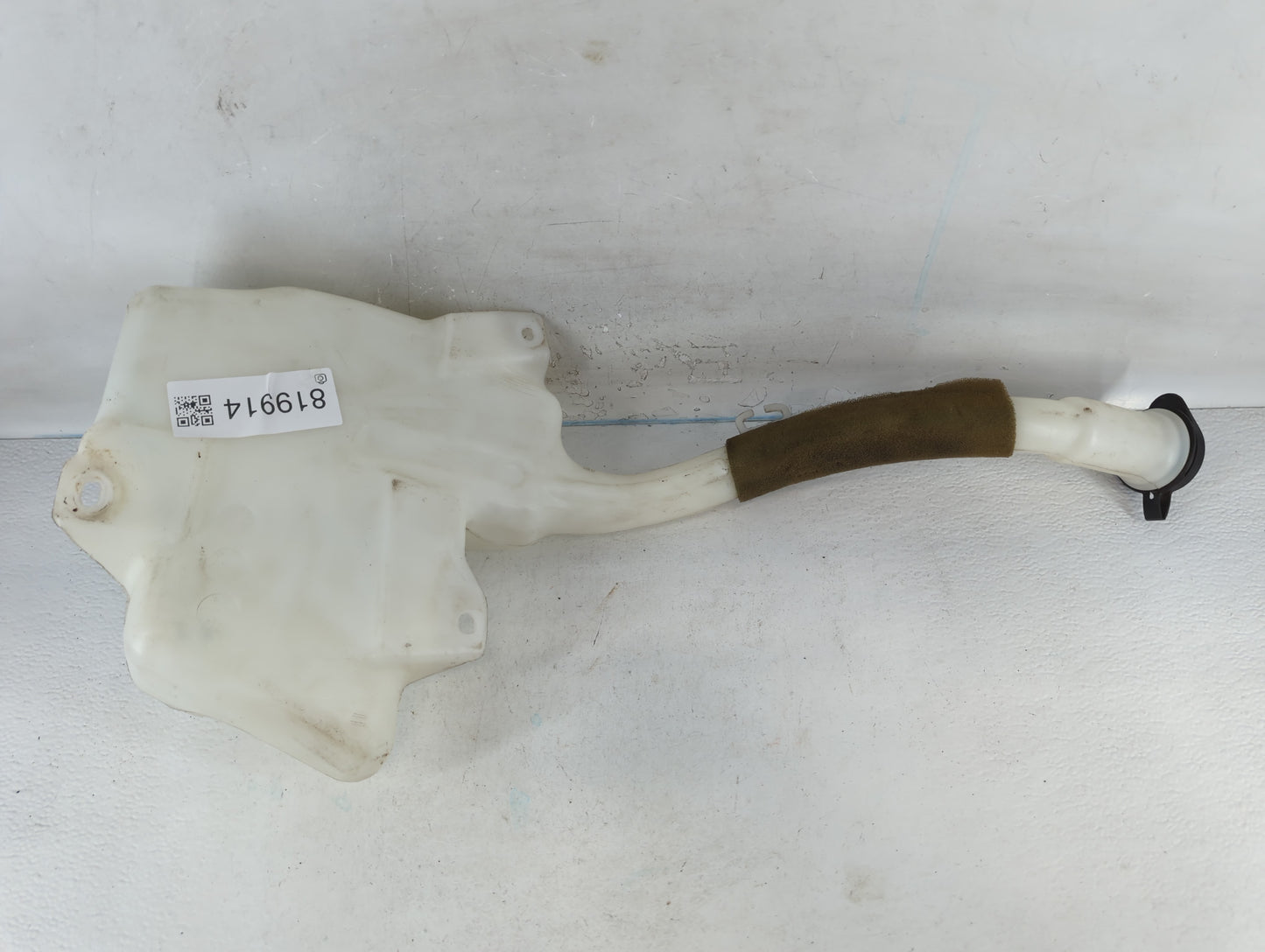 2010-2017 Buick Enclave Windshield Washer Fluid Reservoir Bottle Oem - Oemusedautoparts1.com