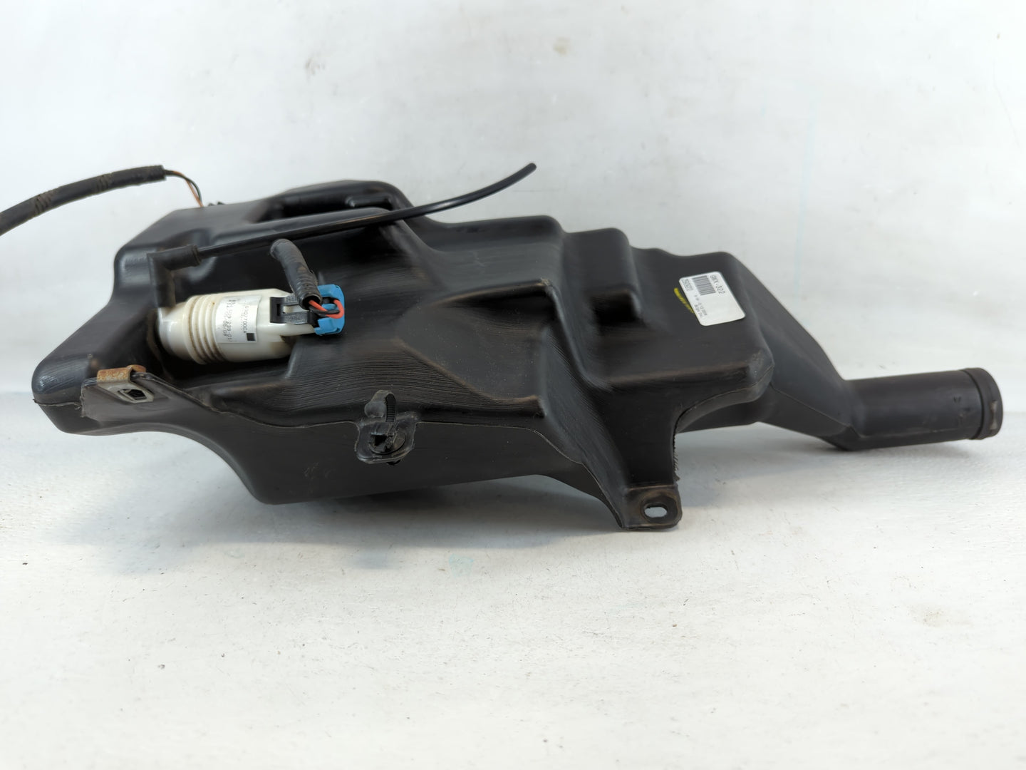 2008-2009 Cadillac Cts Windshield Washer Fluid Reservoir Bottle Oem - Oemusedautoparts1.com