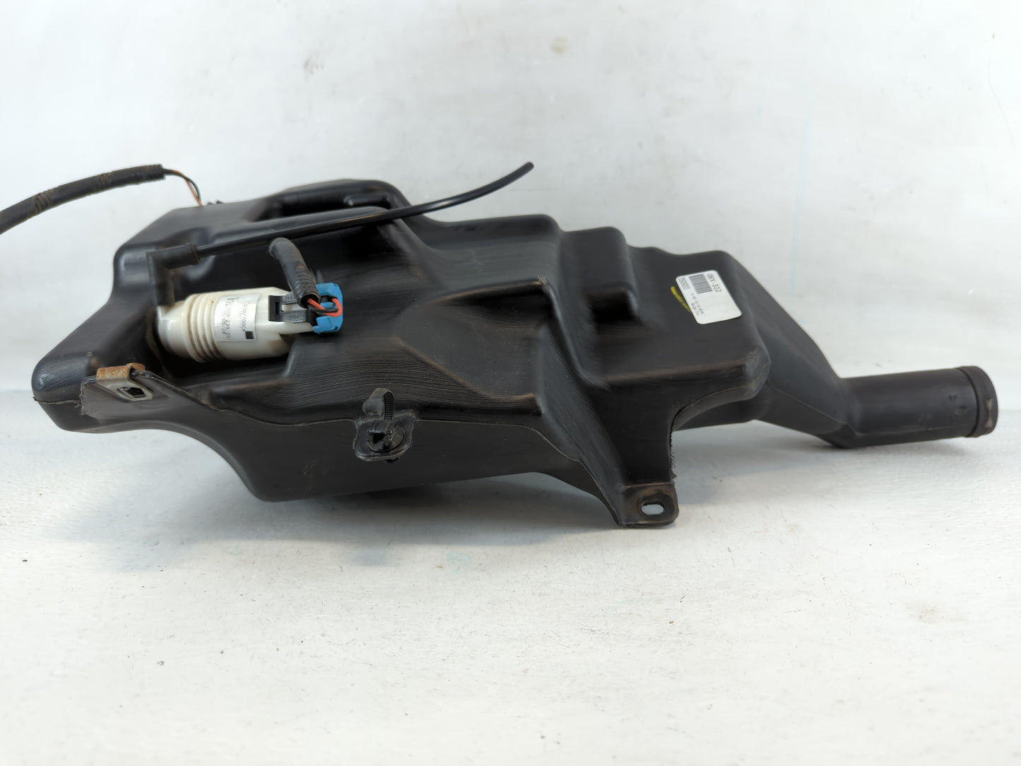 2008-2009 Cadillac Cts Windshield Washer Fluid Reservoir Bottle Oem - Oemusedautoparts1.com