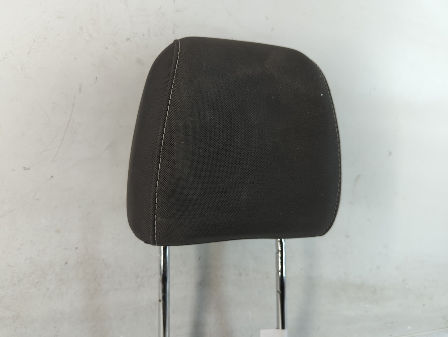 2014 Ford Escape Headrest Head Rest Front Driver Passenger Seat Fits OEM Used Auto Parts - Oemusedautoparts1.com