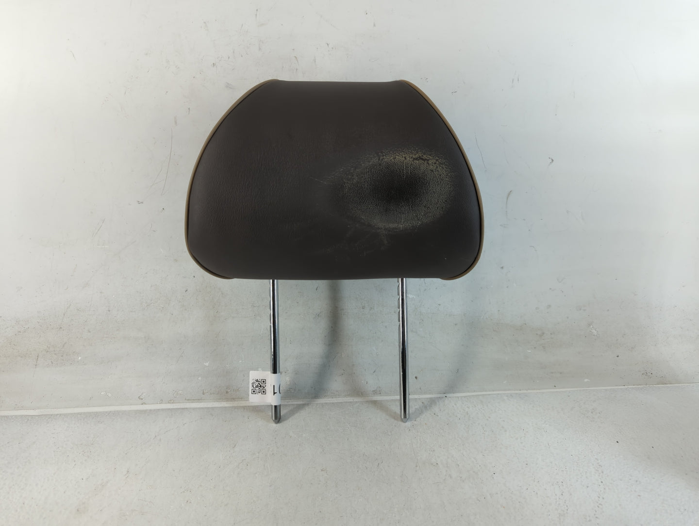 2011-2012 Chevrolet Malibu Headrest Head Rest Front Driver Passenger Seat Fits Fits 2011 2012 OEM Used Auto Parts - Oemusedautoparts1.com
