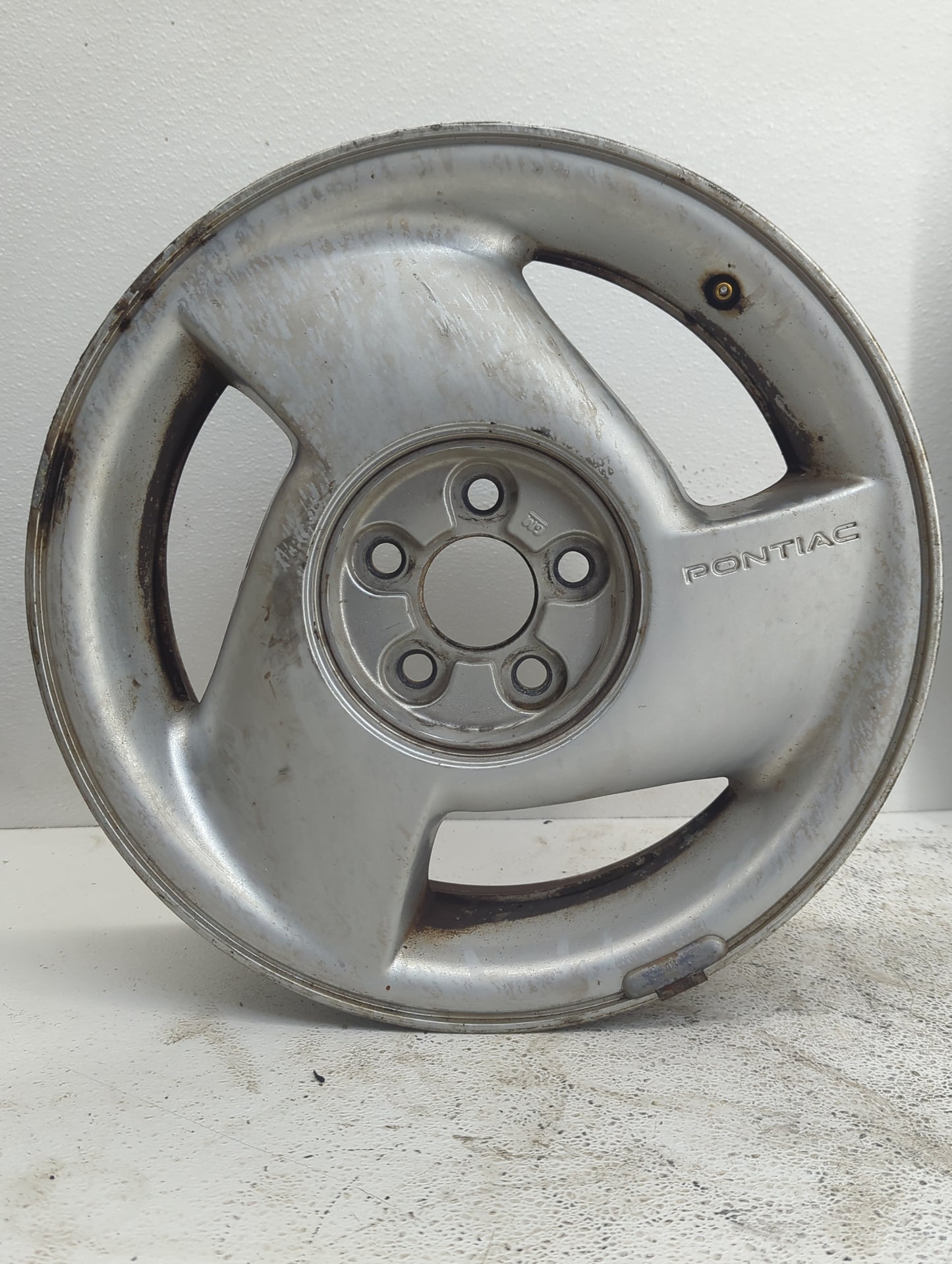 1996-1998 Pontiac Grand Am Wheel Rim Oem - Oemusedautoparts1.com