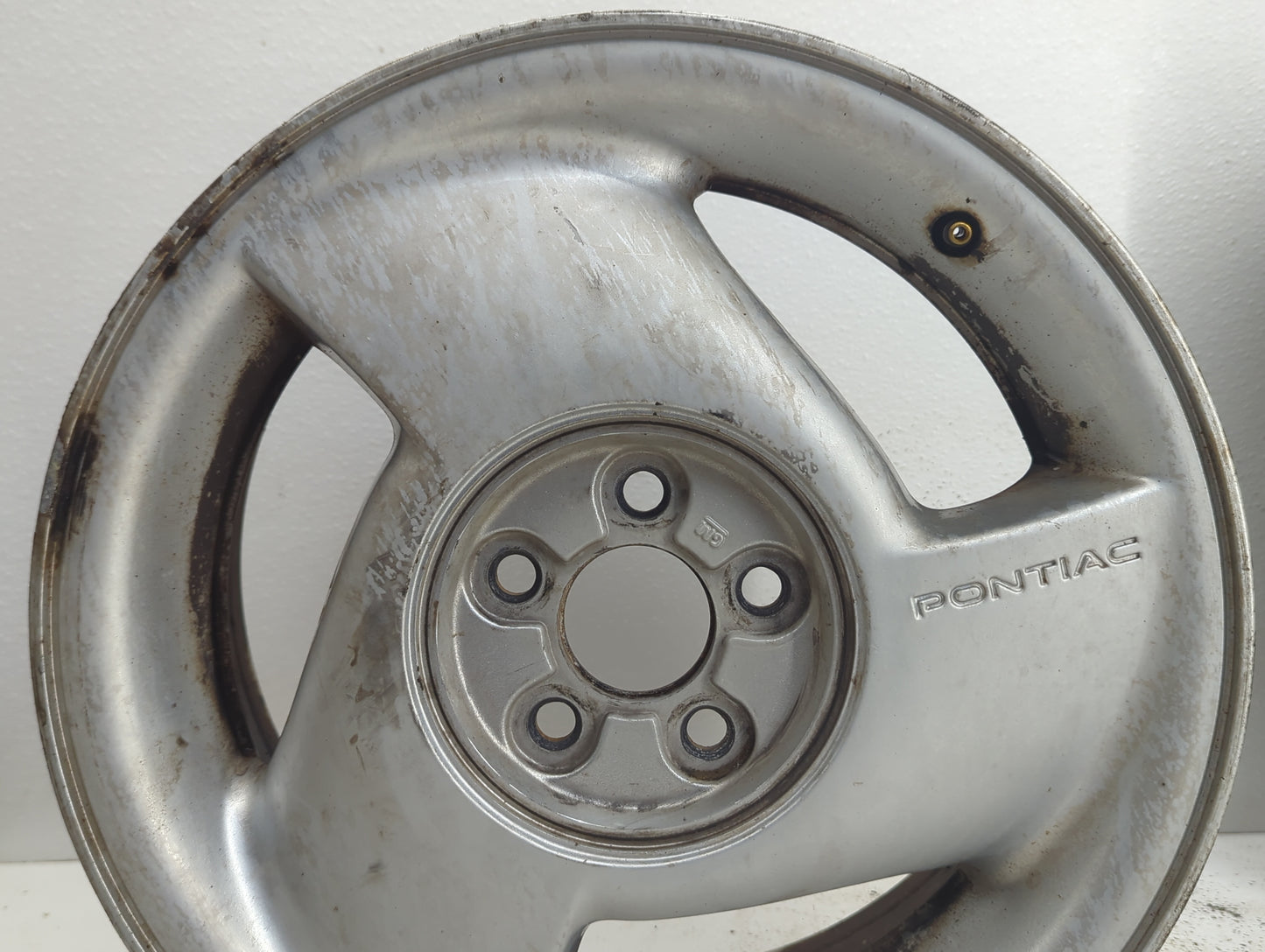1996-1998 Pontiac Grand Am Wheel Rim Oem - Oemusedautoparts1.com