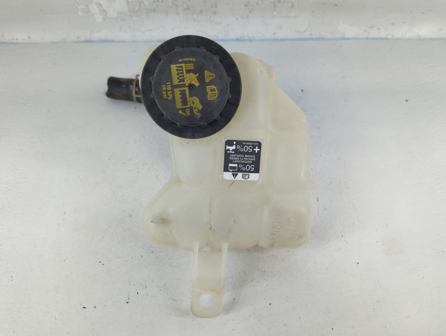 Ford Explorer Radiator Coolant Overflow Expansion Tank Bottle - Oemusedautoparts1.com