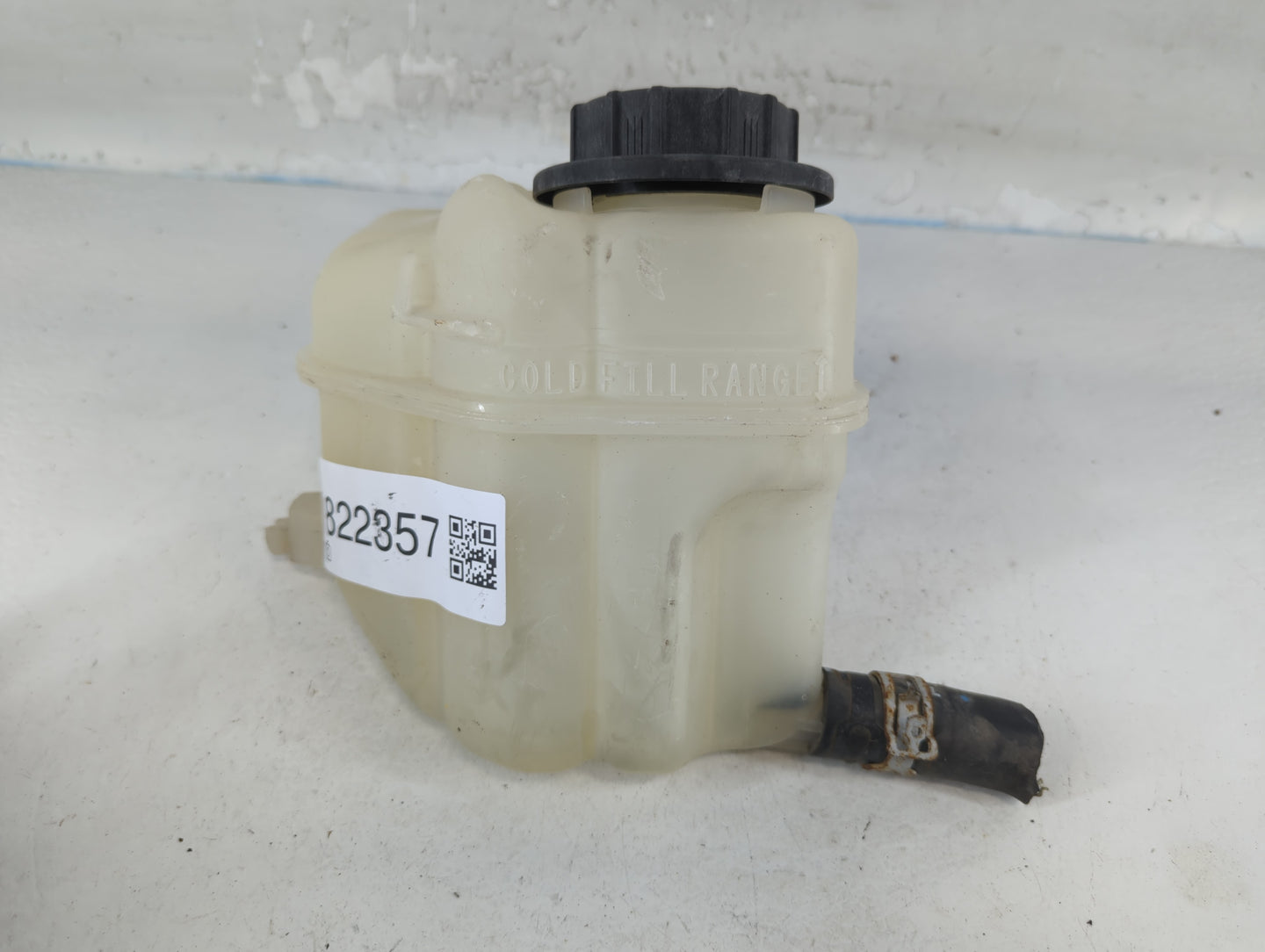 Ford Explorer Radiator Coolant Overflow Expansion Tank Bottle - Oemusedautoparts1.com