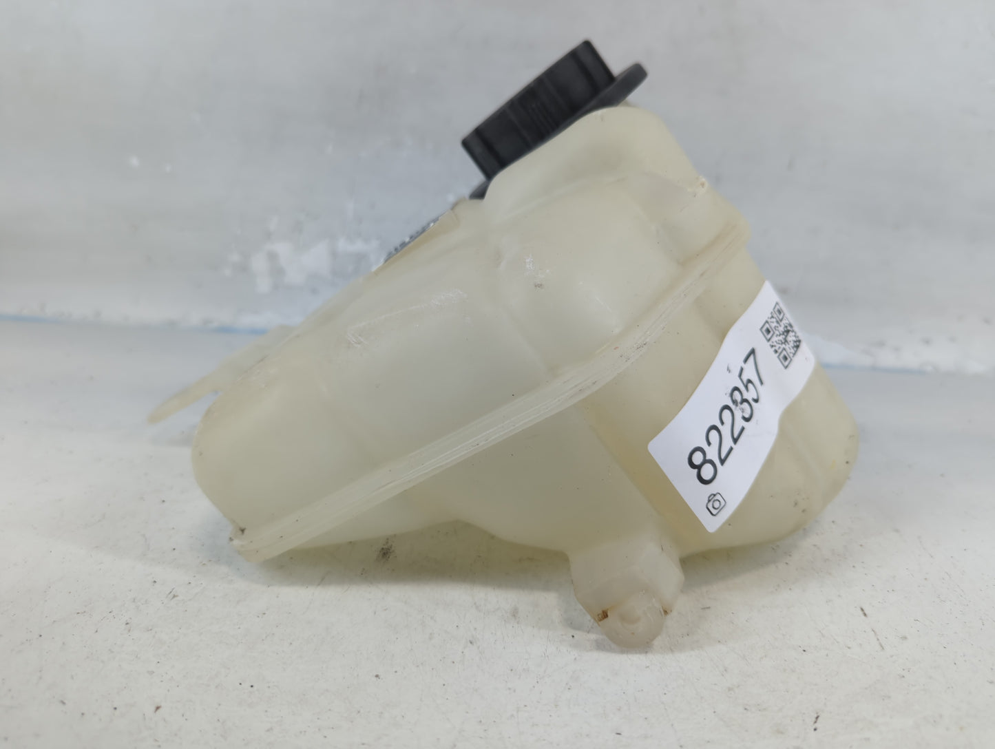 Ford Explorer Radiator Coolant Overflow Expansion Tank Bottle - Oemusedautoparts1.com