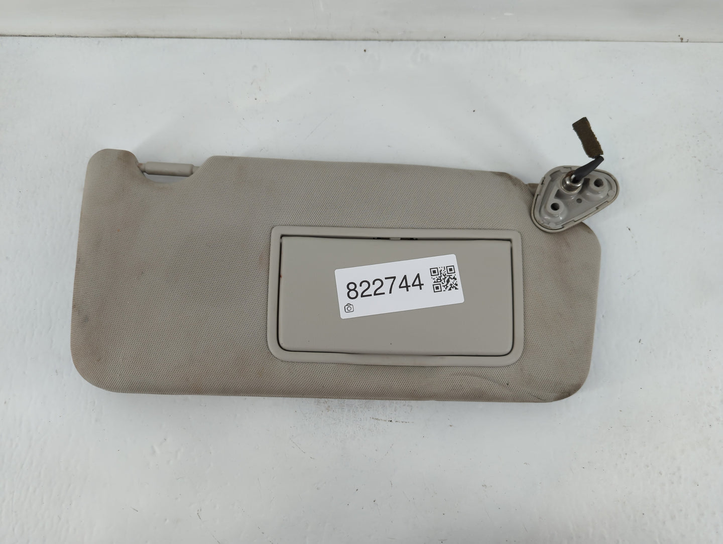 2010-2014 Subaru Legacy Sun Visor Shade Replacement Passenger Right Mirror Fits Fits 2010 2011 2012 2013 2014 OEM Used Auto Parts - Oemusedautoparts1.com