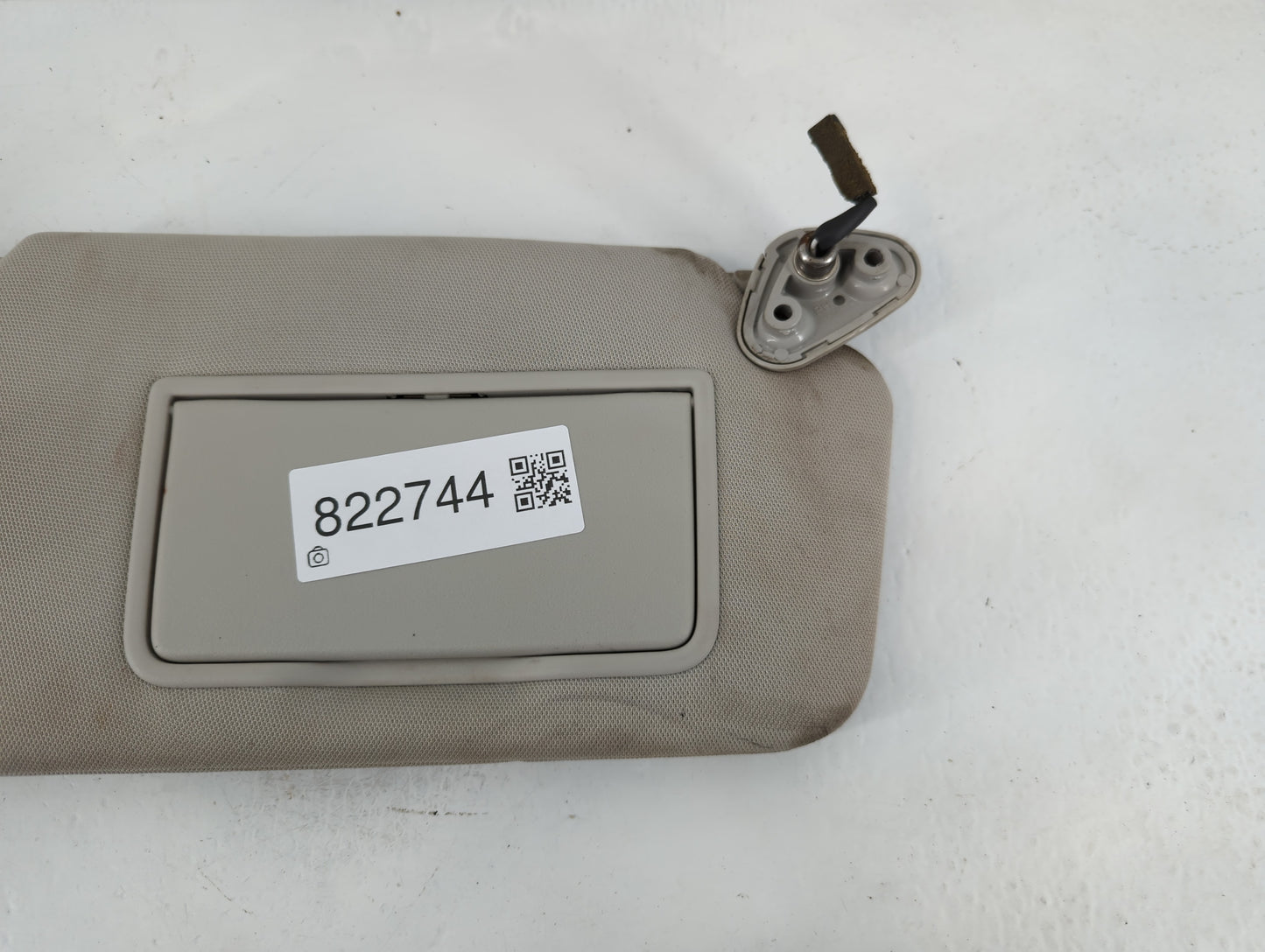 2010-2014 Subaru Legacy Sun Visor Shade Replacement Passenger Right Mirror Fits Fits 2010 2011 2012 2013 2014 OEM Used Auto Parts - Oemusedautoparts1.com