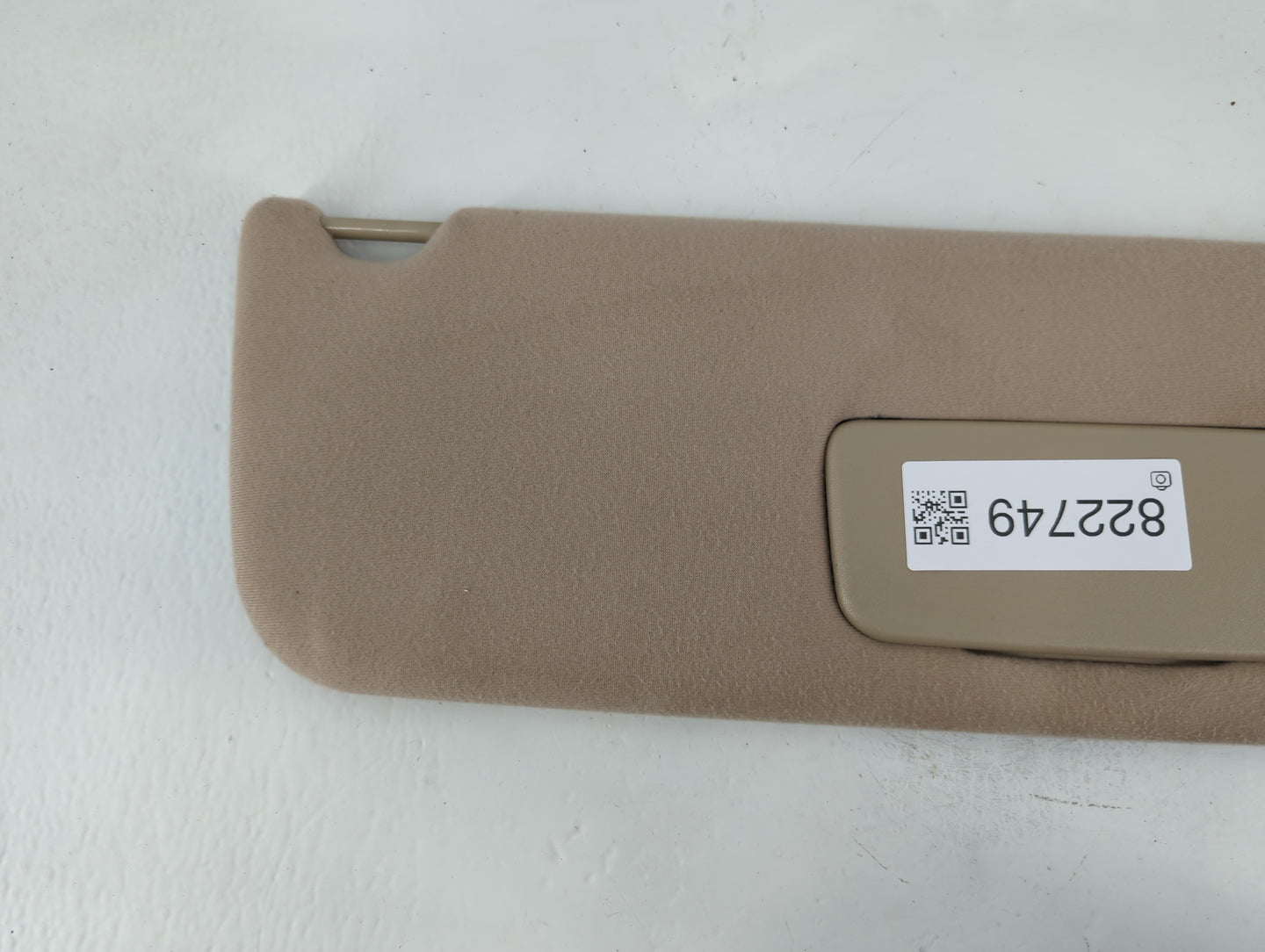 2005-2010 Toyota Sienna Sun Visor Shade Replacement Passenger Right Mirror Fits Fits 2005 2006 2007 2008 2009 2010 OEM Used Auto Parts - Oemusedautoparts1.com