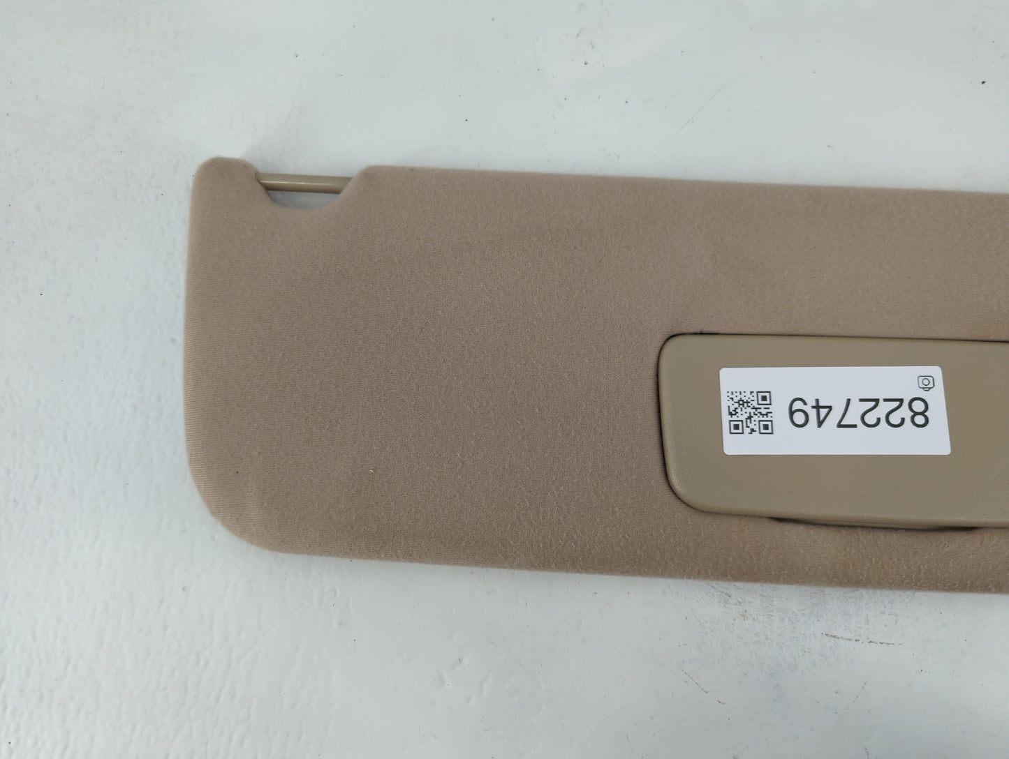 2005-2010 Toyota Sienna Sun Visor Shade Replacement Passenger Right Mirror Fits Fits 2005 2006 2007 2008 2009 2010 OEM Used Auto Parts - Oemusedautoparts1.com