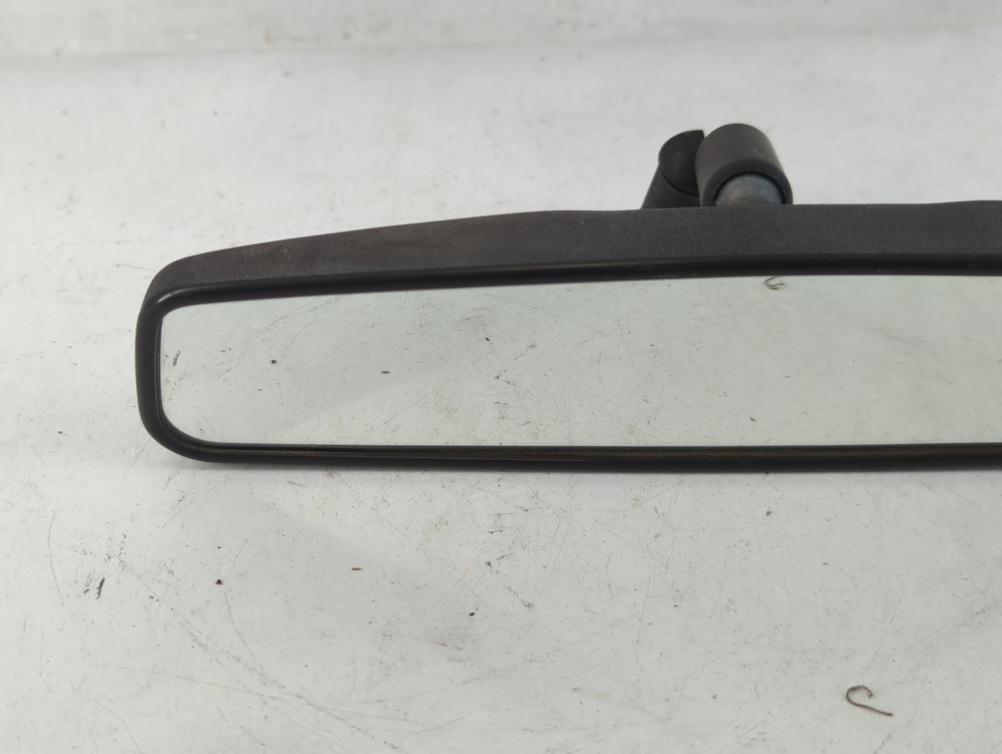 2001 Ford Mustang Interior Rear View Mirror Replacement OEM P/N:E8011083 Fits OEM Used Auto Parts - Oemusedautoparts1.com