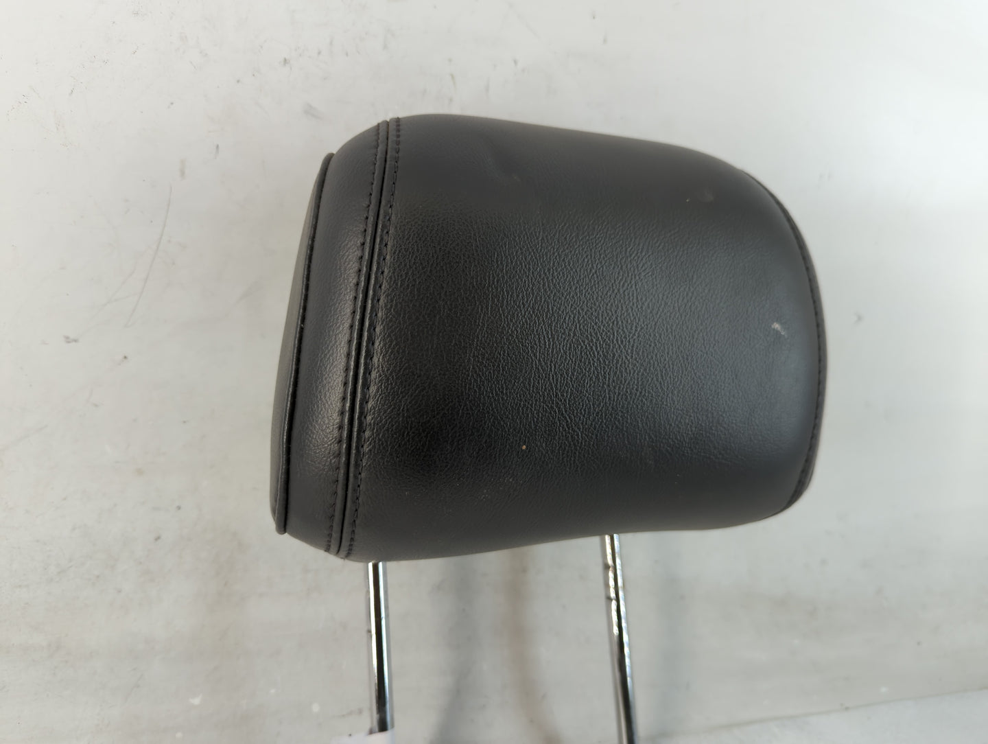 2011 Ford Explorer Headrest Head Rest Front Driver Passenger Seat Fits Fits 1998 1999 2000 OEM Used Auto Parts - Oemusedautoparts1.com