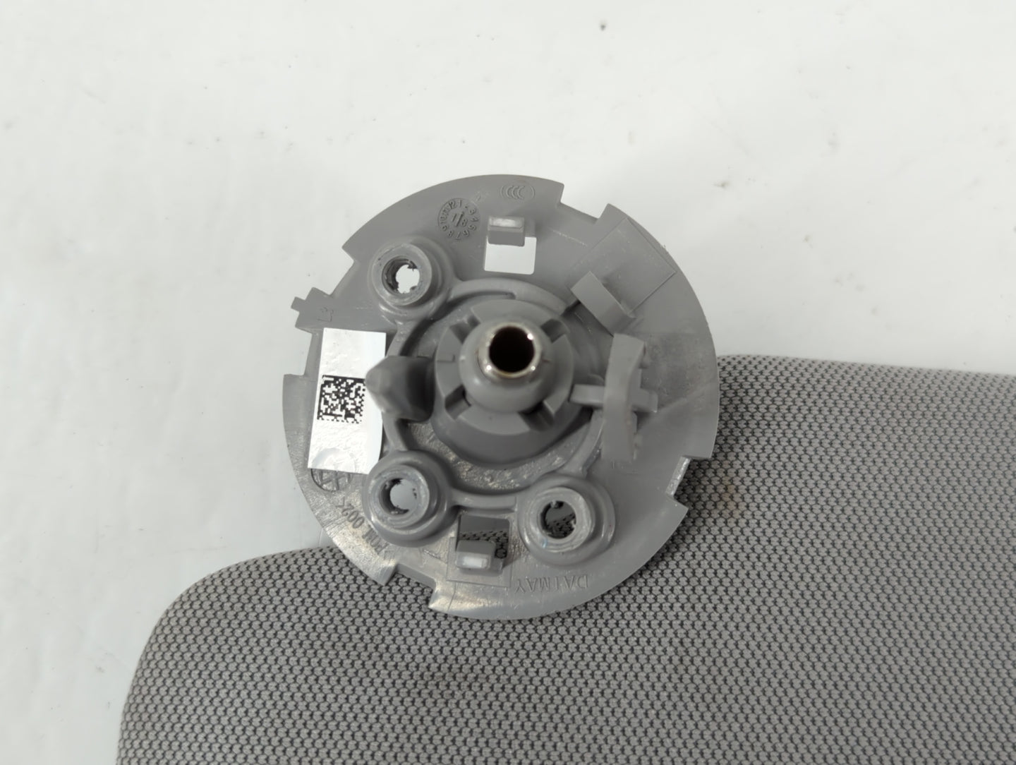 2017-2021 Chevrolet Trax Sun Visor Shade Replacement Driver Left Mirror Fits Fits 2017 2018 2019 2020 2021 OEM Used Auto Parts - Oemusedautoparts1.com