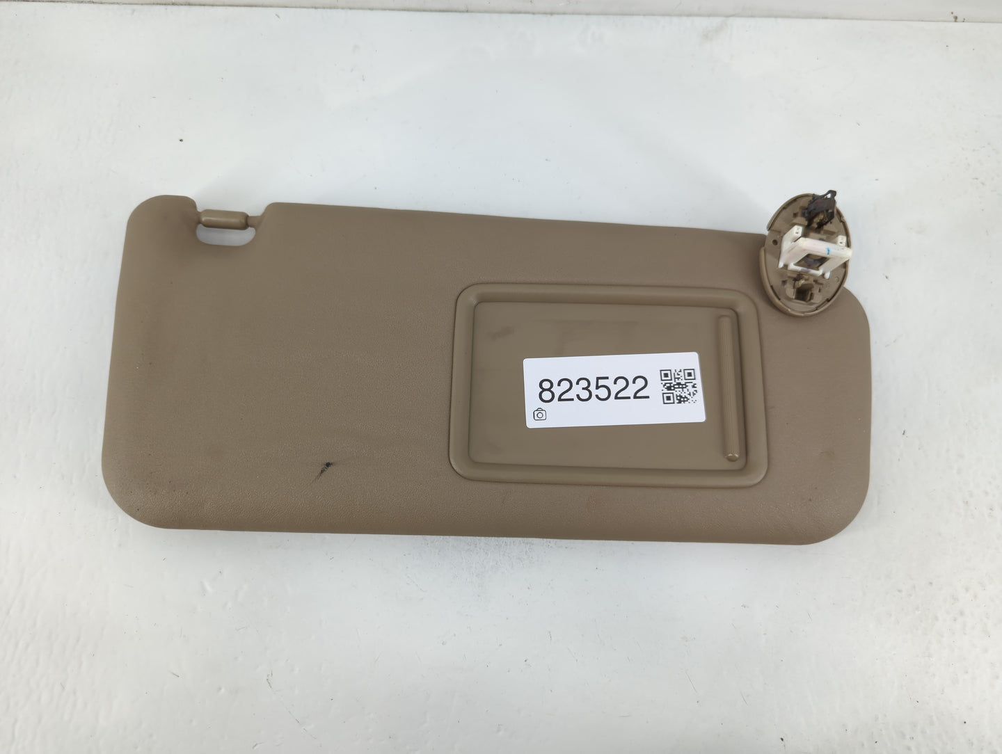 2006-2009 Toyota Rav4 Sun Visor Shade Replacement Passenger Right Mirror Fits Fits 2006 2007 2008 2009 OEM Used Auto Parts - Oemusedautoparts1.com