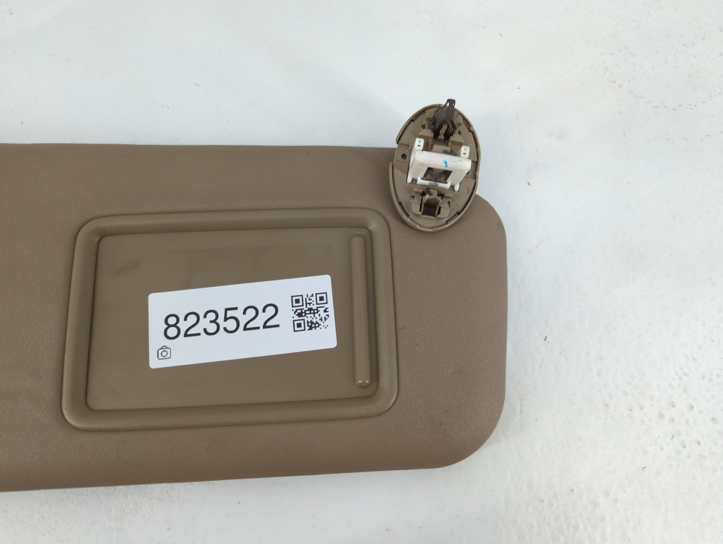 2006-2009 Toyota Rav4 Sun Visor Shade Replacement Passenger Right Mirror Fits Fits 2006 2007 2008 2009 OEM Used Auto Parts - Oemusedautoparts1.com