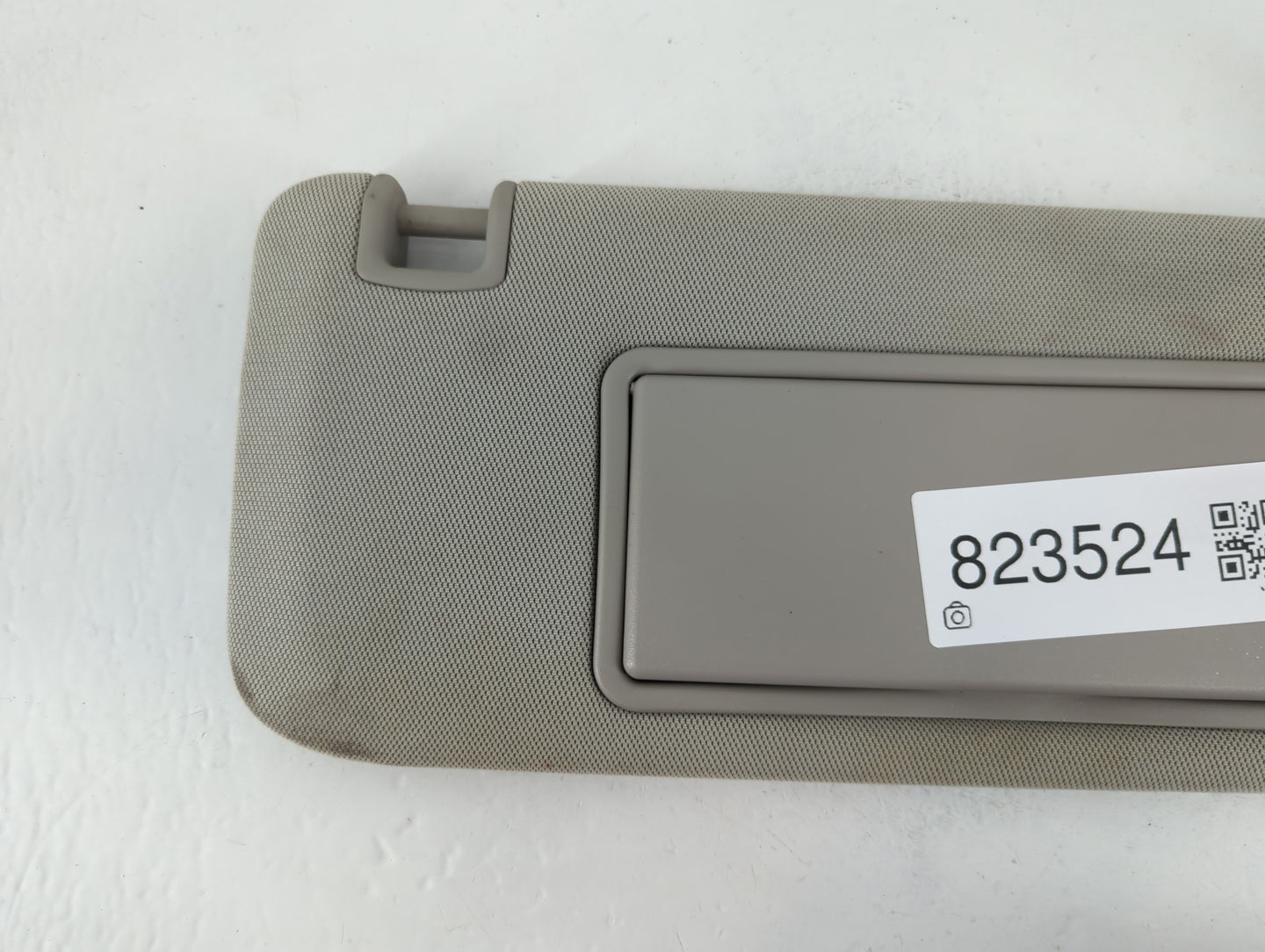 2016 Buick Lacrosse Sun Visor Shade Replacement Passenger Right Mirror Fits OEM Used Auto Parts - Oemusedautoparts1.com