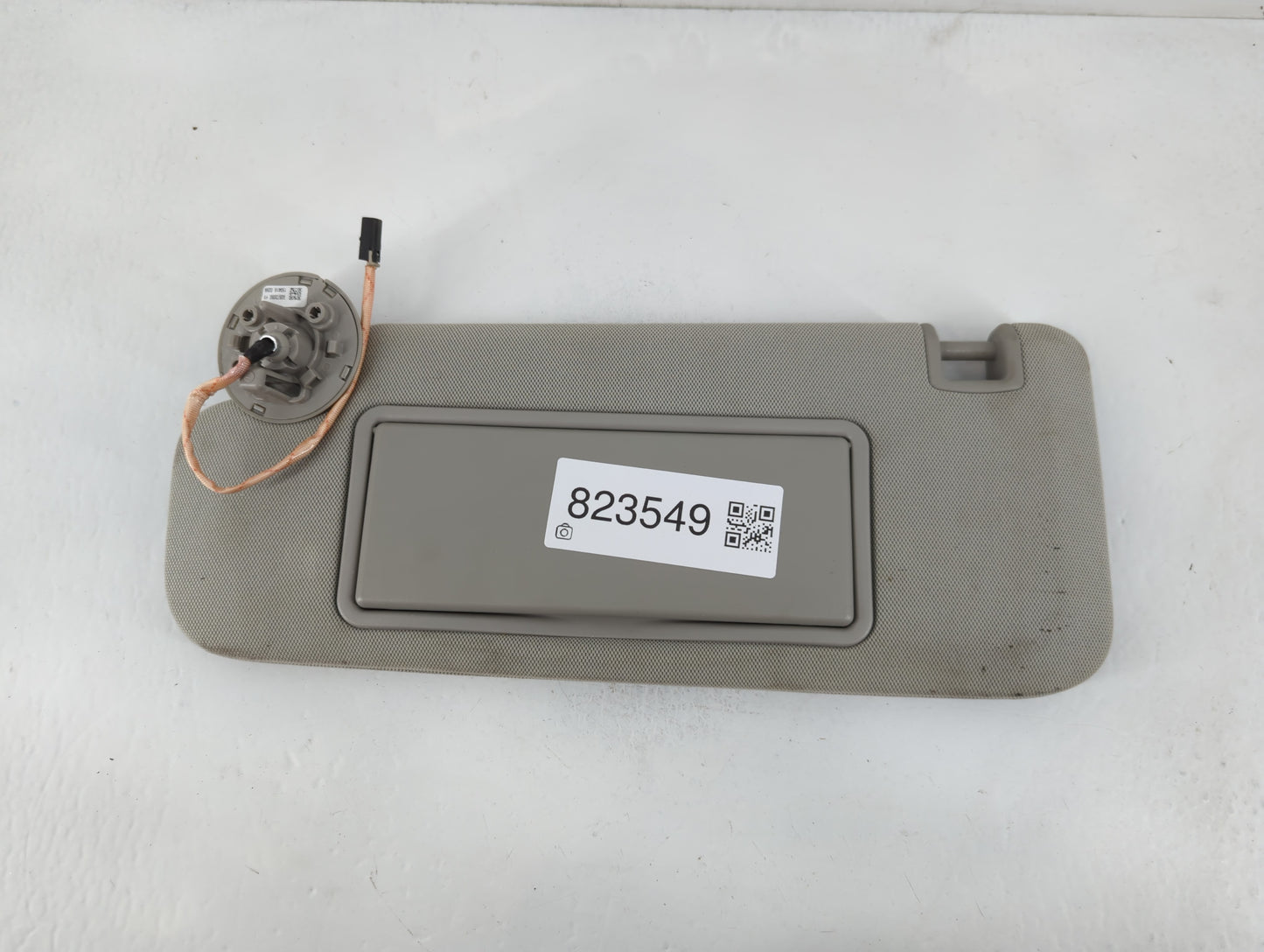 2016 Buick Lacrosse Sun Visor Shade Replacement Driver Left Mirror Fits OEM Used Auto Parts - Oemusedautoparts1.com