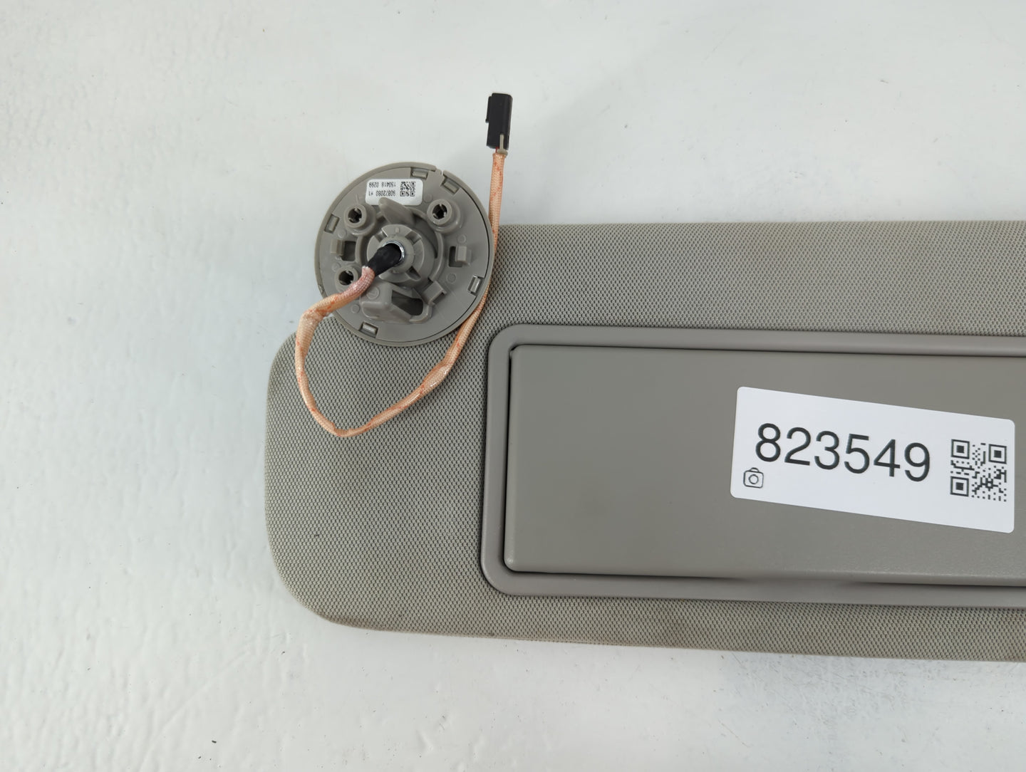 2016 Buick Lacrosse Sun Visor Shade Replacement Driver Left Mirror Fits OEM Used Auto Parts - Oemusedautoparts1.com