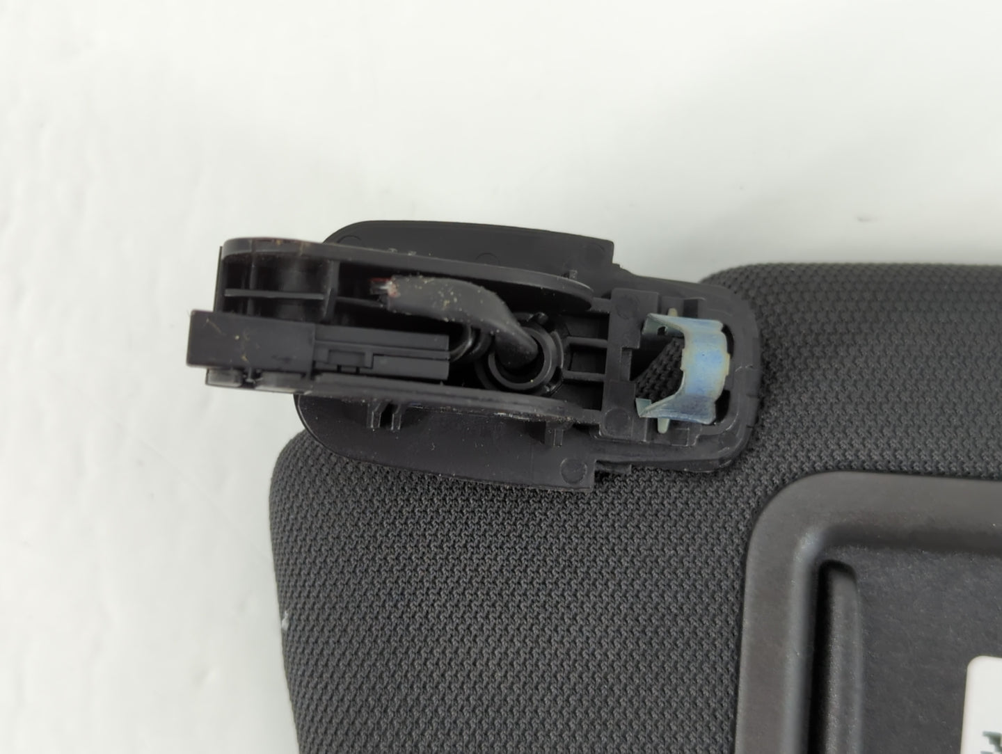 2018 Gmc Acadia Sun Visor Shade Replacement Driver Left Mirror Fits OEM Used Auto Parts - Oemusedautoparts1.com