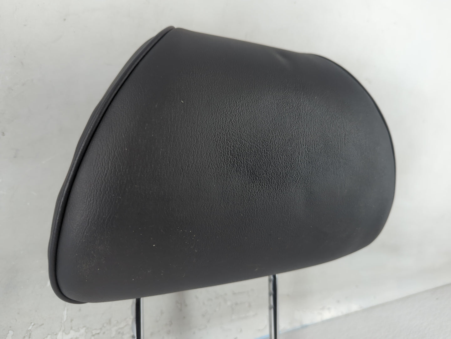 2011 Chevrolet Malibu Headrest Head Rest Front Driver Passenger Seat Fits OEM Used Auto Parts - Oemusedautoparts1.com