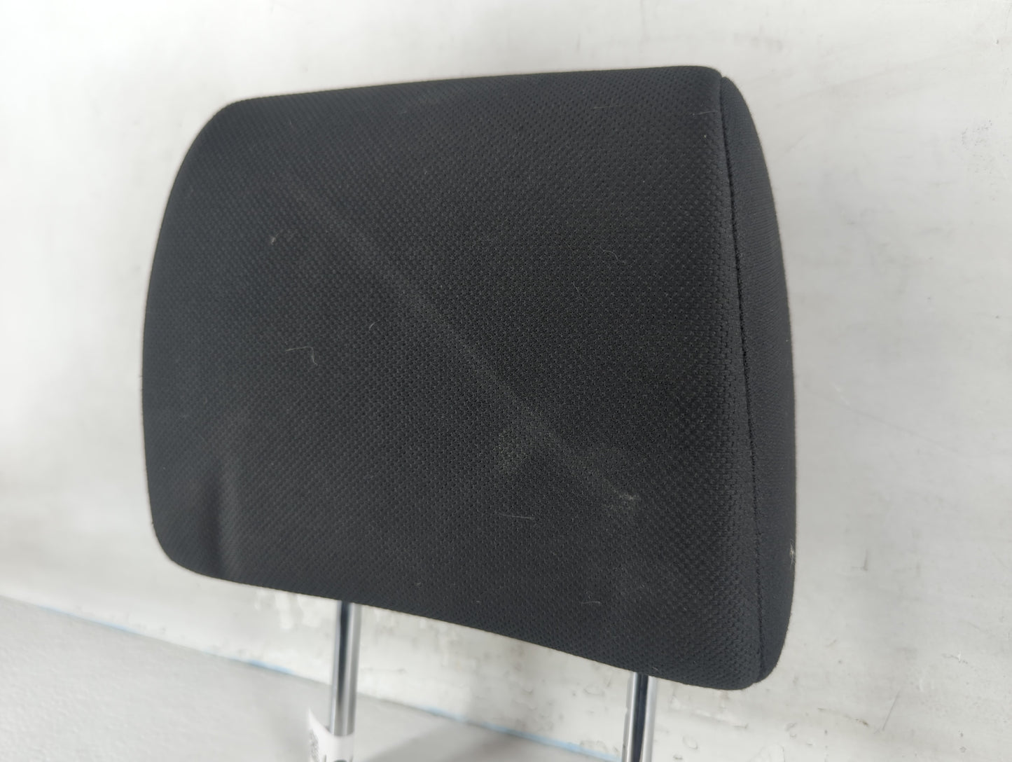 2011-2013 Nissan Rogue Headrest Head Rest Front Driver Passenger Seat Fits Fits 2011 2012 2013 OEM Used Auto Parts - Oemusedautoparts1.com