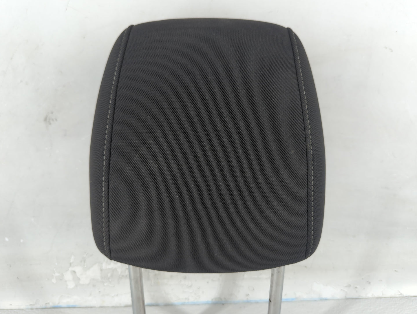 2013-2016 Chevrolet Sonic Headrest Head Rest Front Driver Passenger Seat Fits Fits 2013 2014 2015 2016 OEM Used Auto Parts - Oemusedautoparts1.com