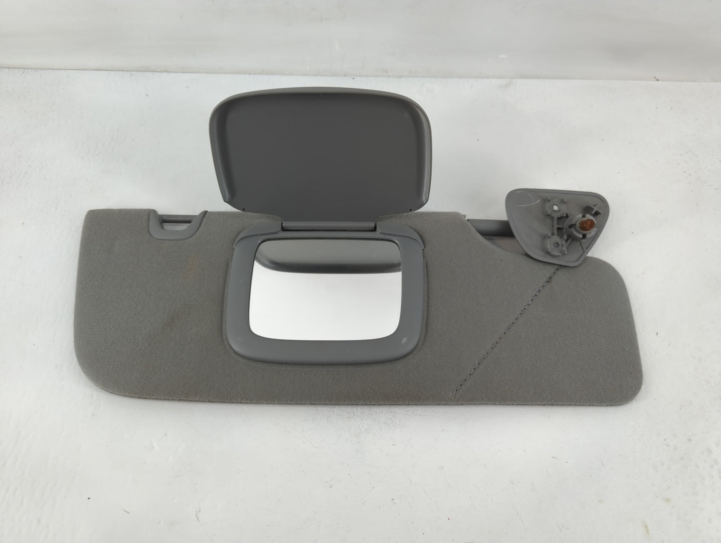 2005-2011 Ford Mustang Sun Visor Shade Replacement Passenger Right Mirror Fits Fits 2005 2006 2007 2008 2009 2010 2011 OEM Used Auto Parts - Oemusedautoparts1.com
