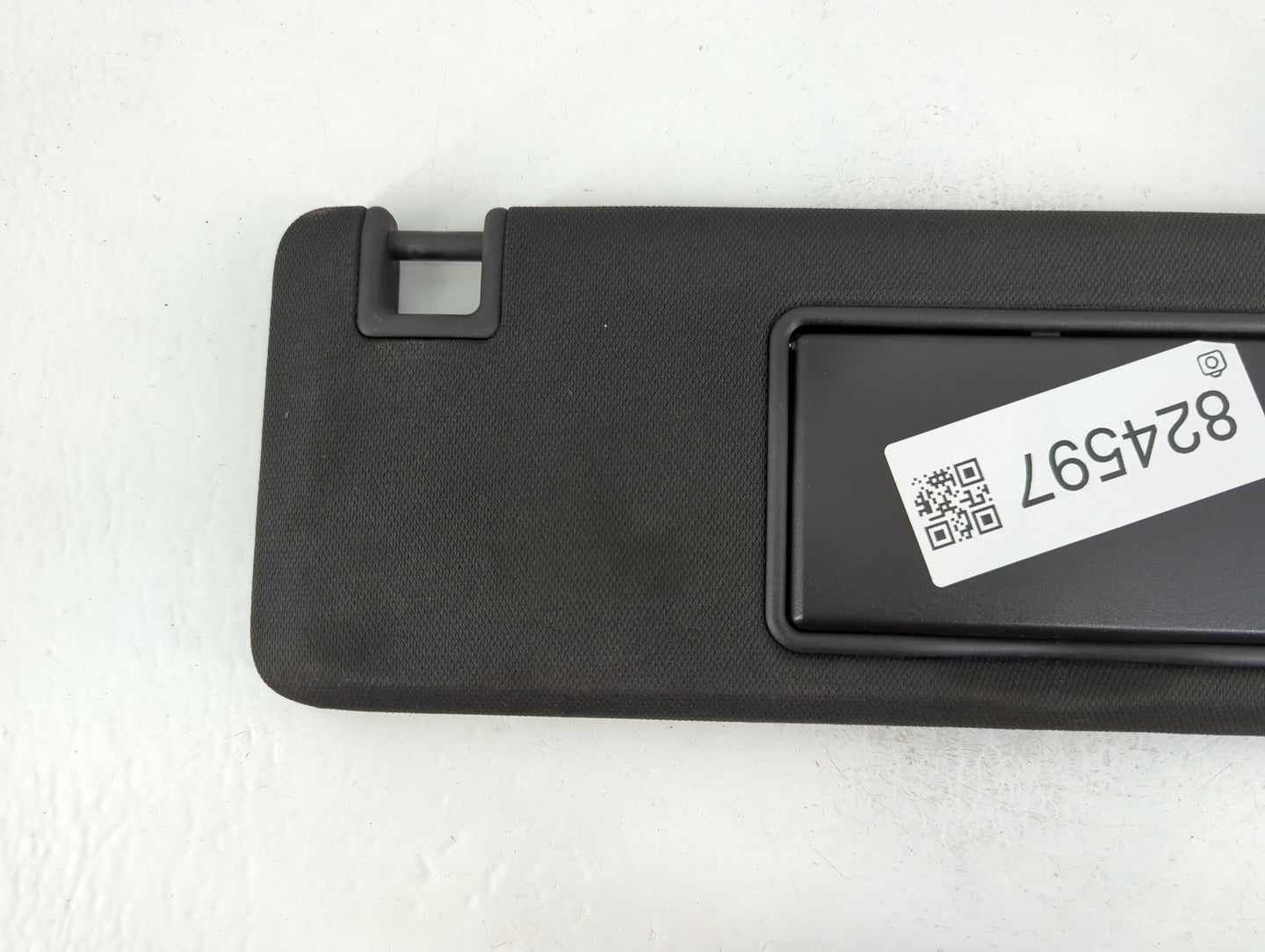 2021 Chevrolet Camaro Sun Visor Shade Replacement Passenger Right Mirror Fits OEM Used Auto Parts - Oemusedautoparts1.com