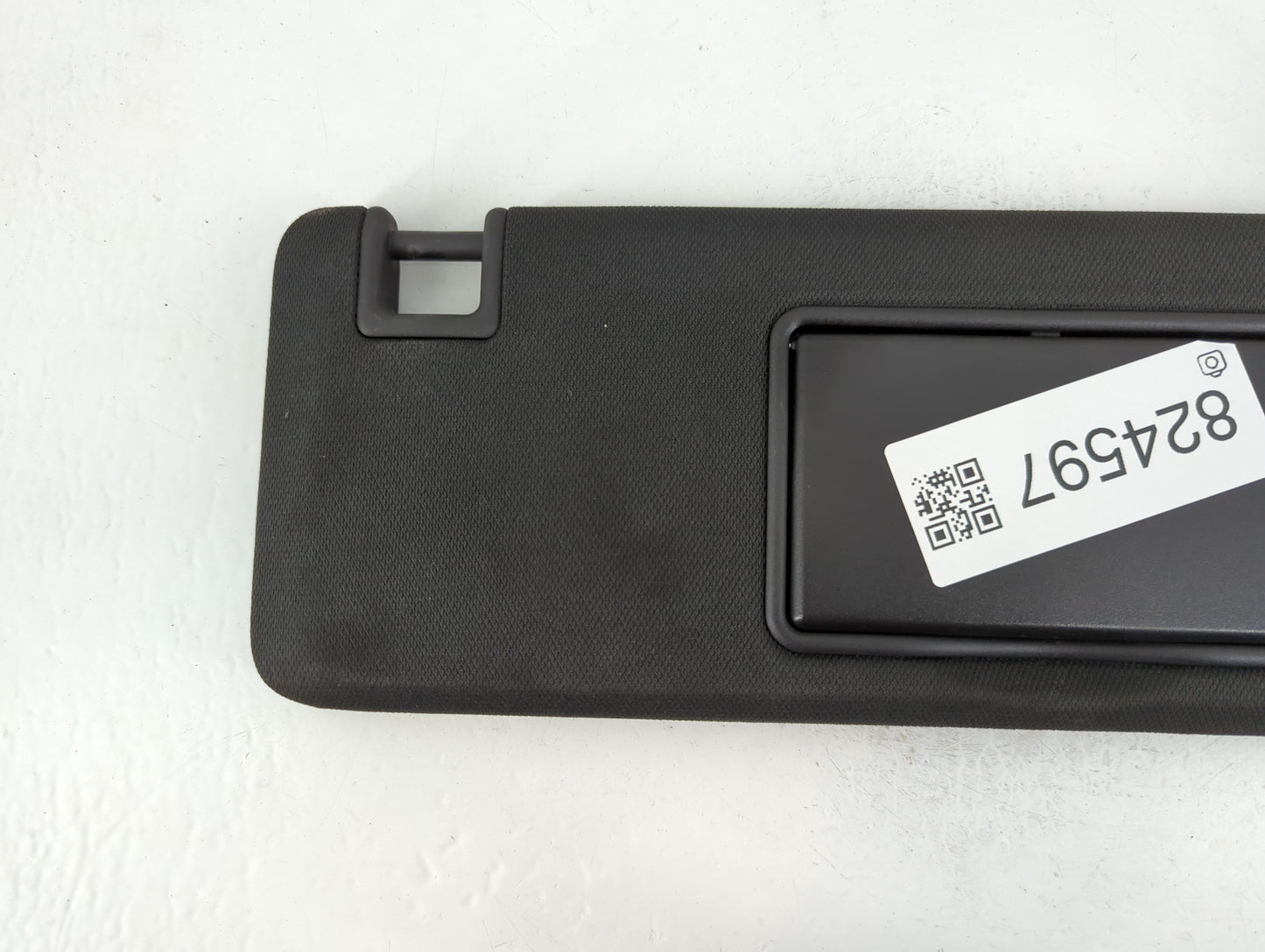 2021 Chevrolet Camaro Sun Visor Shade Replacement Passenger Right Mirror Fits OEM Used Auto Parts - Oemusedautoparts1.com