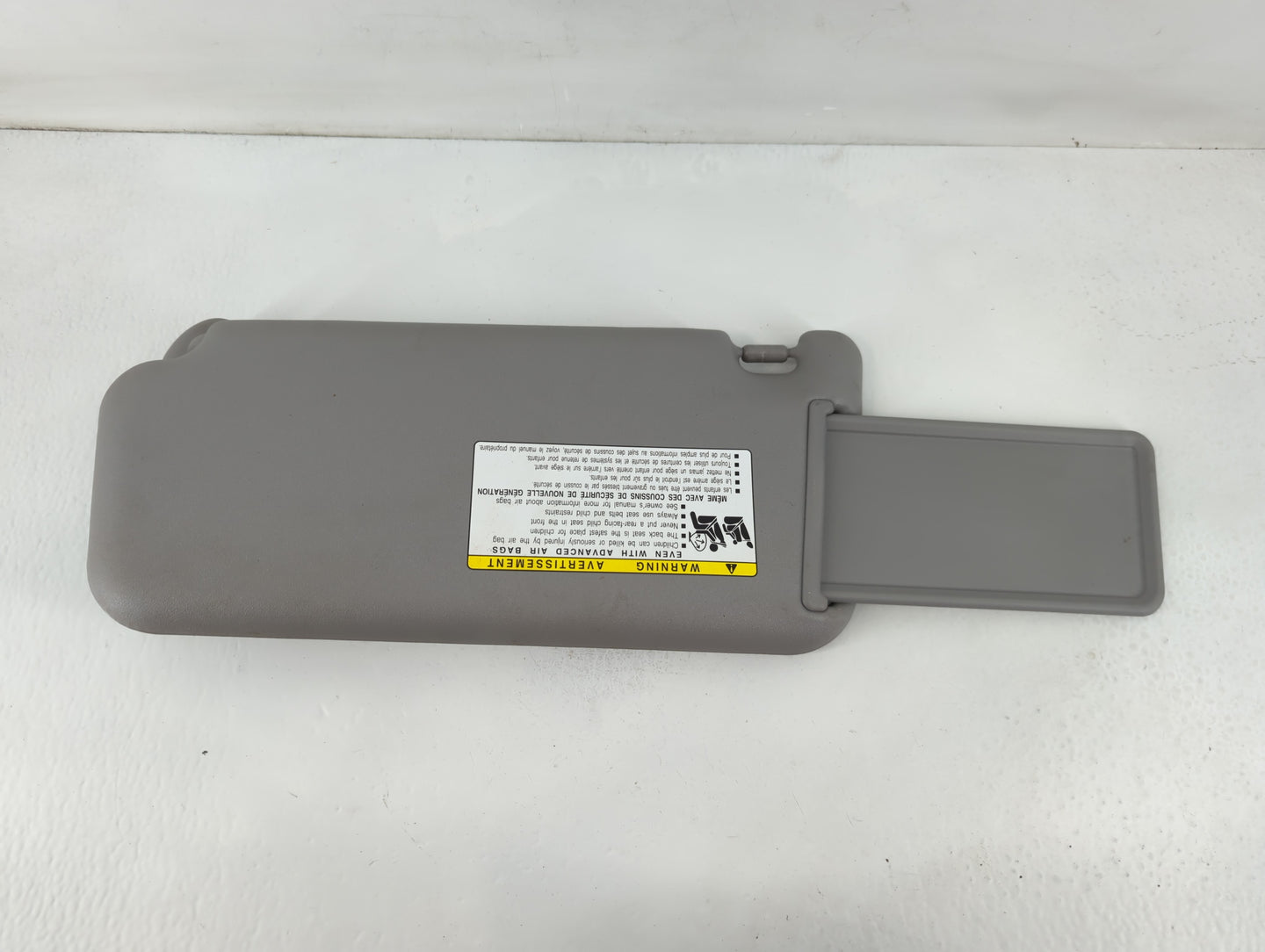 2006-2009 Toyota Rav4 Sun Visor Shade Replacement Passenger Right Mirror Fits Fits 2006 2007 2008 2009 OEM Used Auto Parts - Oemusedautoparts1.com