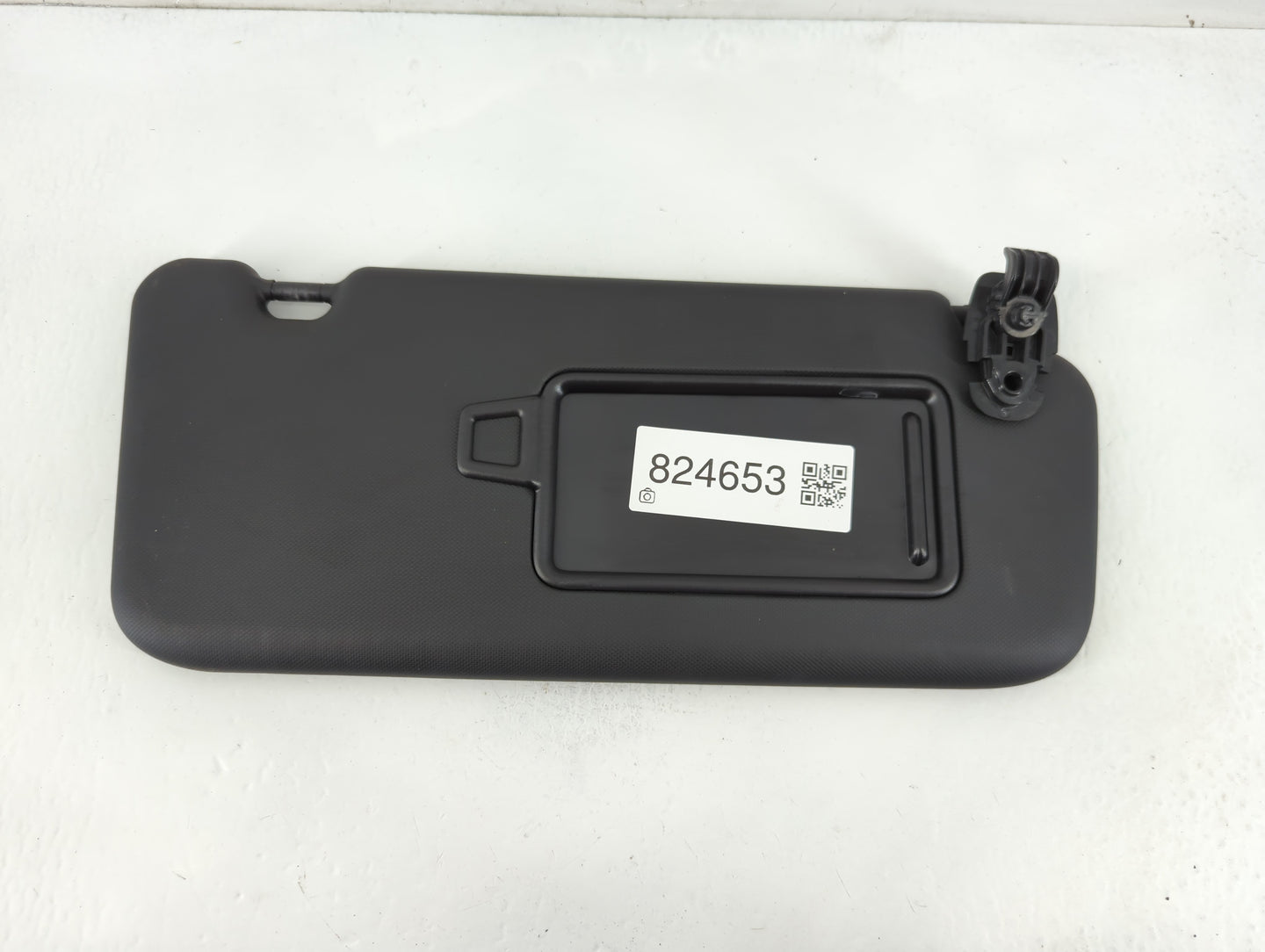 2022 Hyundai Kona Sun Visor Shade Replacement Passenger Right Mirror Fits OEM Used Auto Parts - Oemusedautoparts1.com