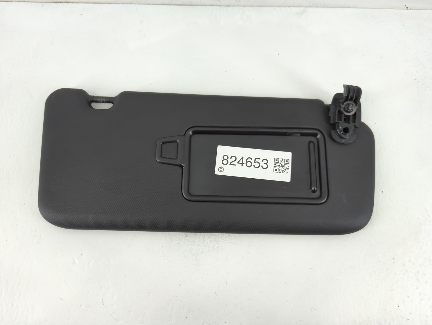 2022 Hyundai Kona Sun Visor Shade Replacement Passenger Right Mirror Fits OEM Used Auto Parts - Oemusedautoparts1.com