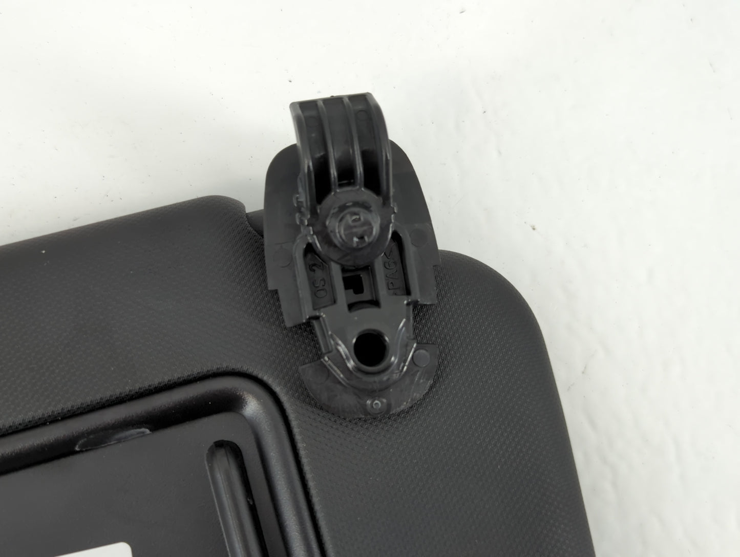 2022 Hyundai Kona Sun Visor Shade Replacement Passenger Right Mirror Fits OEM Used Auto Parts - Oemusedautoparts1.com