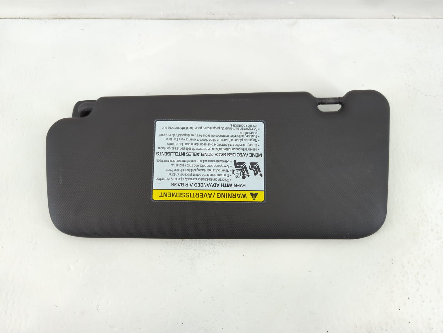 2022 Hyundai Kona Sun Visor Shade Replacement Passenger Right Mirror Fits OEM Used Auto Parts - Oemusedautoparts1.com