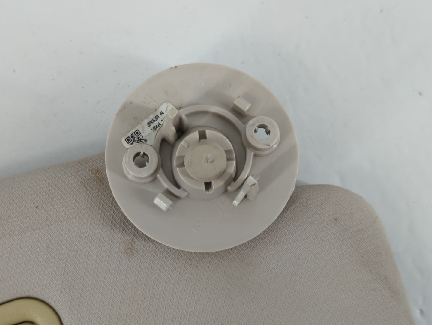 2016 Chevrolet Cruze Sun Visor Shade Replacement Passenger Right Mirror Fits OEM Used Auto Parts - Oemusedautoparts1.com