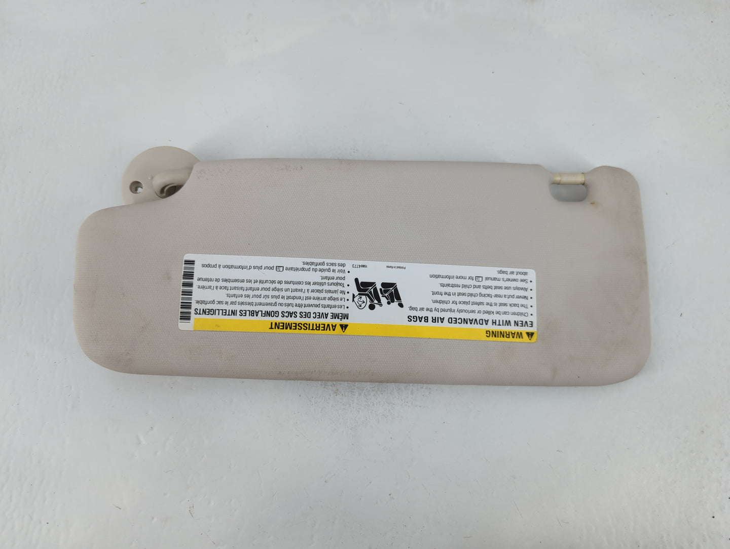 2016 Chevrolet Cruze Sun Visor Shade Replacement Passenger Right Mirror Fits OEM Used Auto Parts - Oemusedautoparts1.com