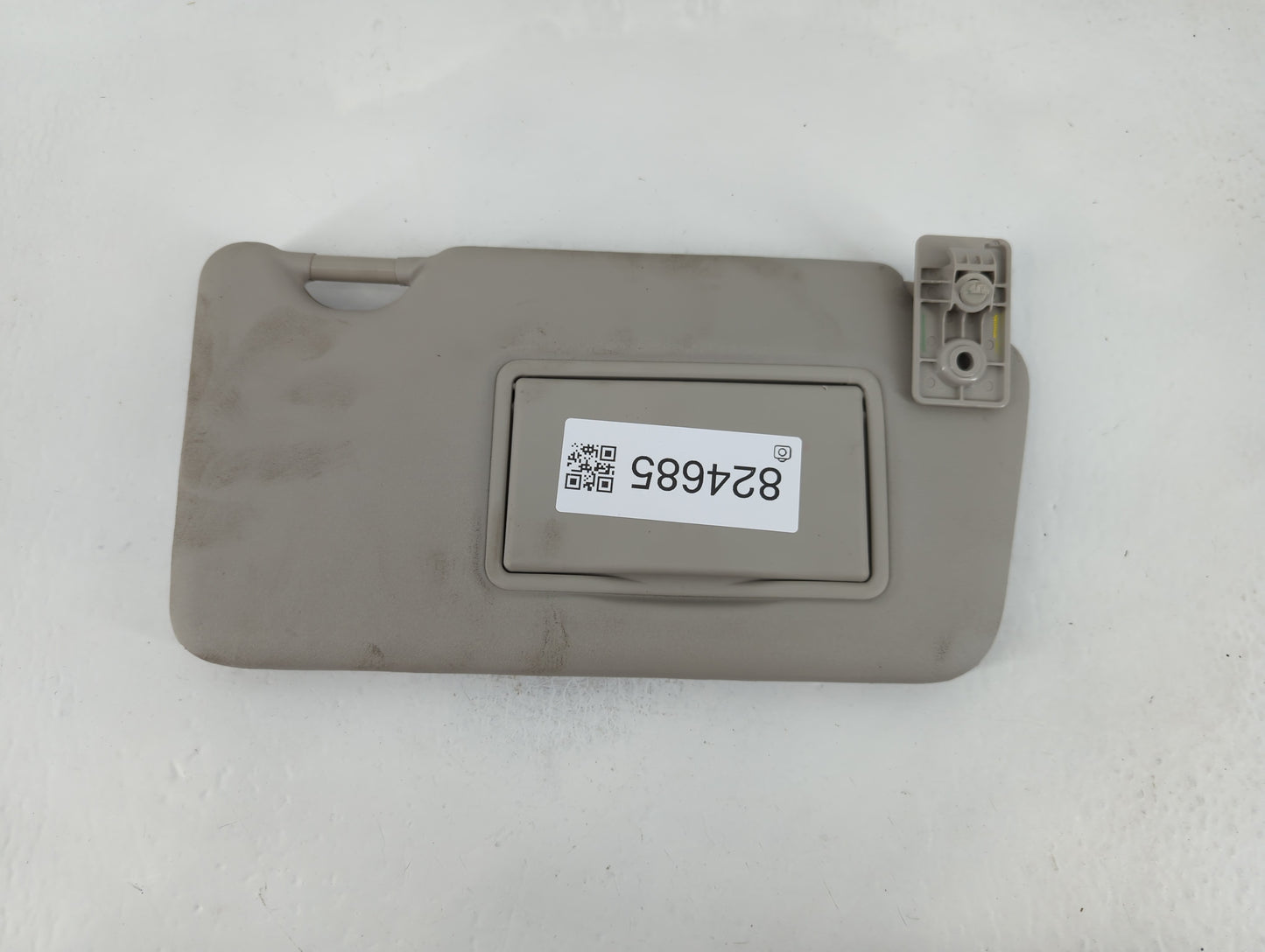 2016-2019 Nissan Versa Sun Visor Shade Replacement Passenger Right Mirror Fits Fits 2015 2016 2017 2018 2019 OEM Used Auto Parts - Oemusedautoparts1.com