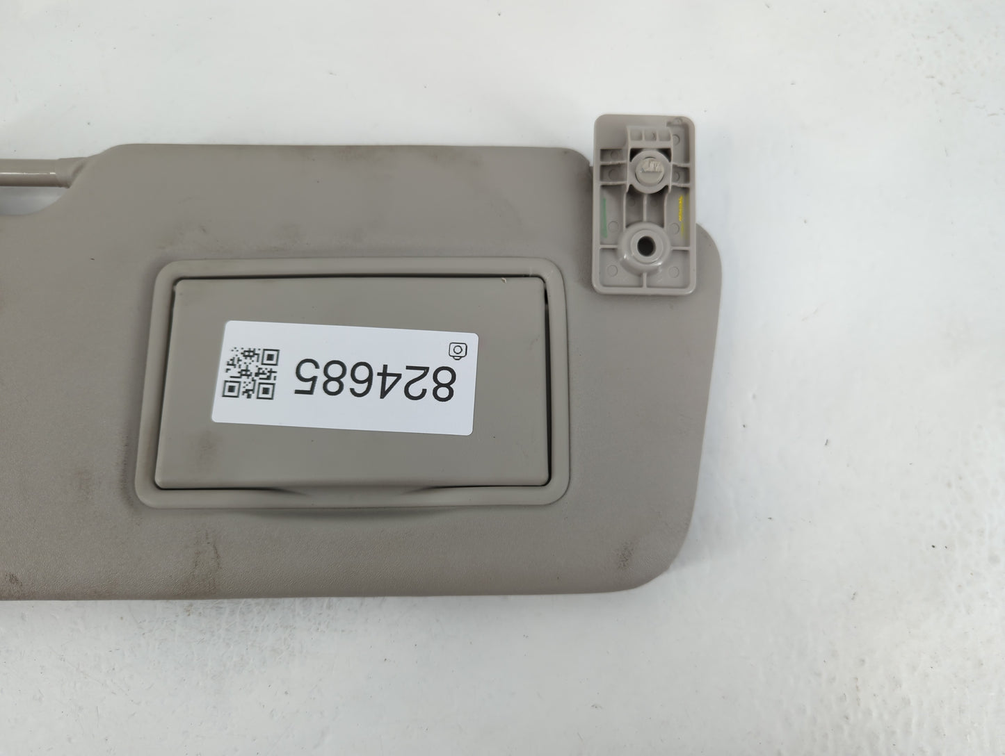 2016-2019 Nissan Versa Sun Visor Shade Replacement Passenger Right Mirror Fits Fits 2015 2016 2017 2018 2019 OEM Used Auto Parts - Oemusedautoparts1.com