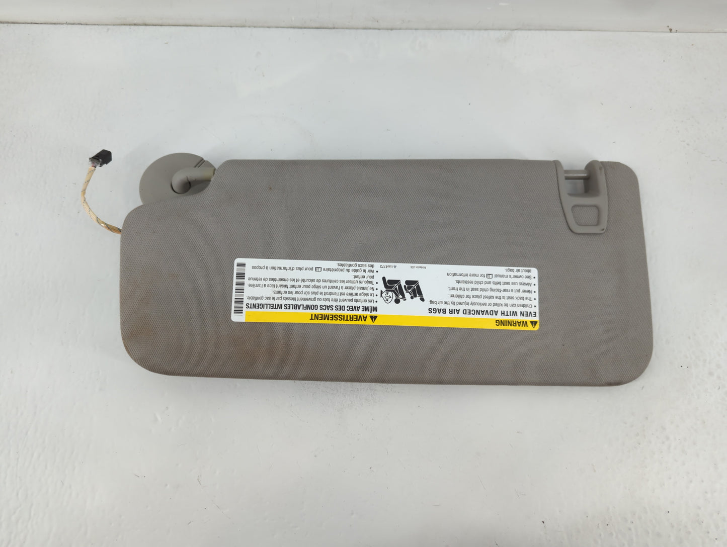 2010-2017 Gmc Terrain Sun Visor Shade Replacement Passenger Right Mirror Fits Fits 2010 2011 2012 2013 2014 2015 2016 2017 OEM Used Auto Parts - Oemusedautoparts1.com