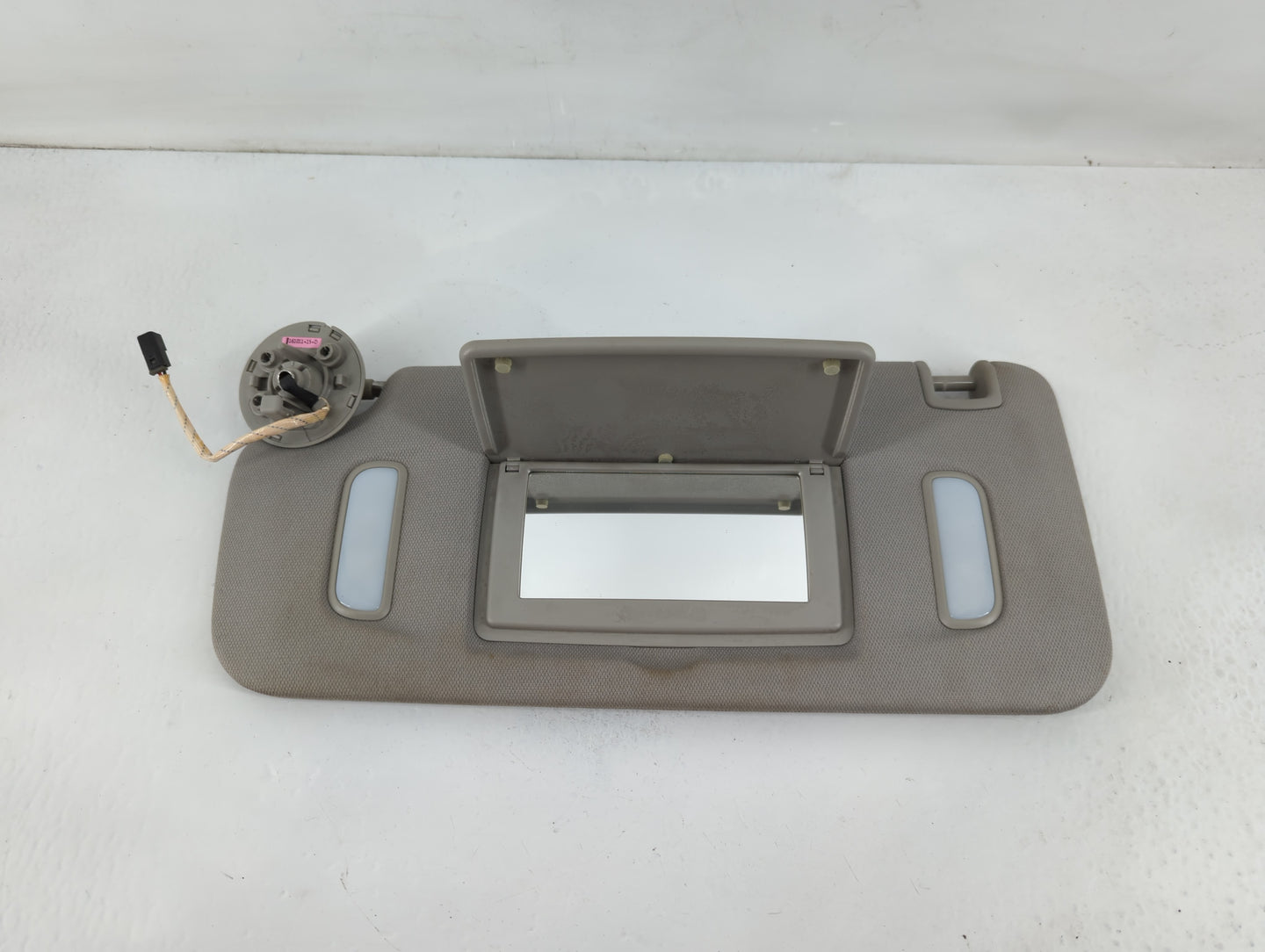 2010-2017 Gmc Terrain Sun Visor Shade Replacement Driver Left Mirror Fits Fits 2010 2011 2012 2013 2014 2015 2016 2017 OEM Used Auto Parts - Oemusedautoparts1.com