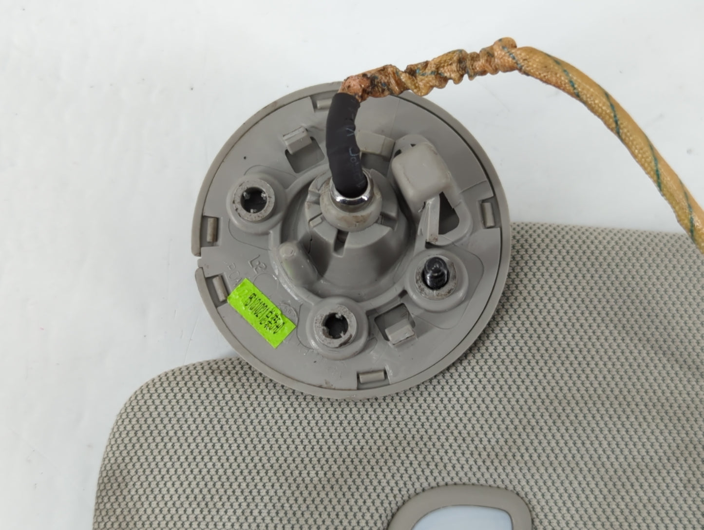 2010-2017 Chevrolet Equinox Sun Visor Shade Replacement Driver Left Mirror Fits Fits 2010 2011 2012 2013 2014 2015 2016 2017 OEM Used Auto Parts - Oemusedautoparts1.com