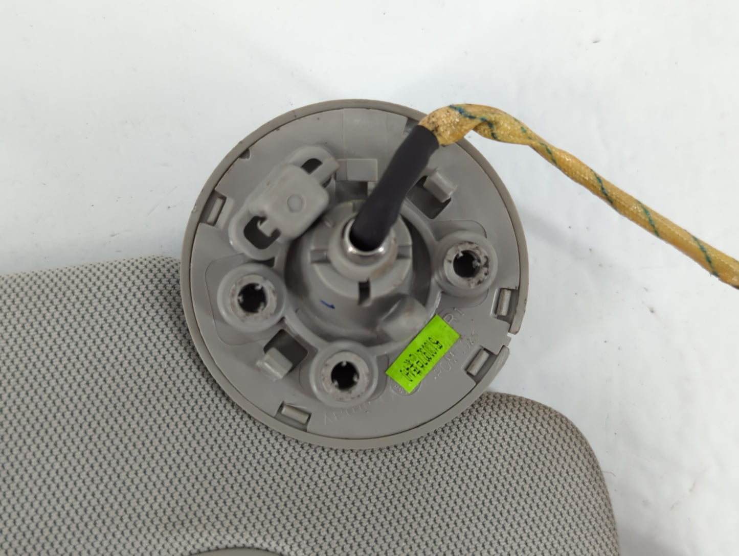 2010-2017 Chevrolet Equinox Sun Visor Shade Replacement Passenger Right Mirror Fits Fits 2010 2011 2012 2013 2014 2015 2016 2017 OEM Used Auto Parts - Oemusedautoparts1.com