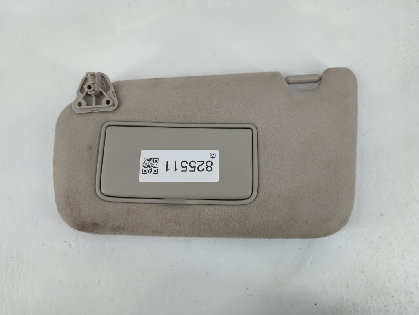 2013-2019 Nissan Sentra Sun Visor Shade Replacement Driver Left Mirror Fits Fits 2012 2013 2014 2015 2016 2017 2018 2019 OEM Used Auto Parts - Oemusedautoparts1.com