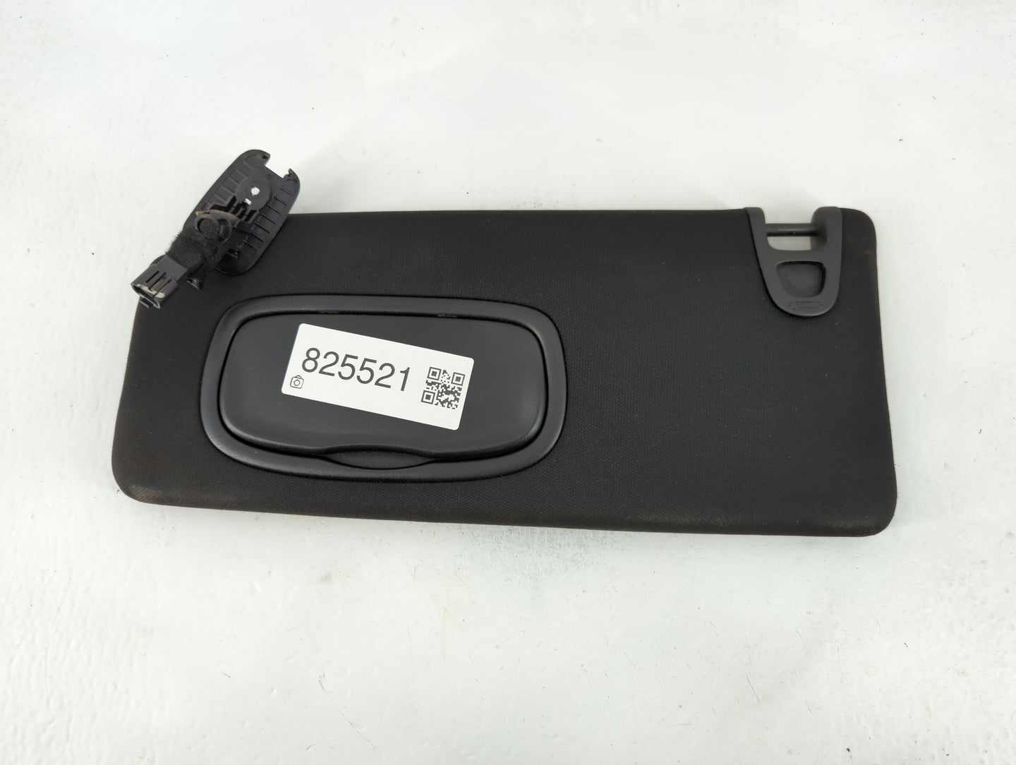 2016-2017 Chrysler 200 Sun Visor Shade Replacement Driver Left Mirror Fits Fits 2016 2017 OEM Used Auto Parts - Oemusedautoparts1.com